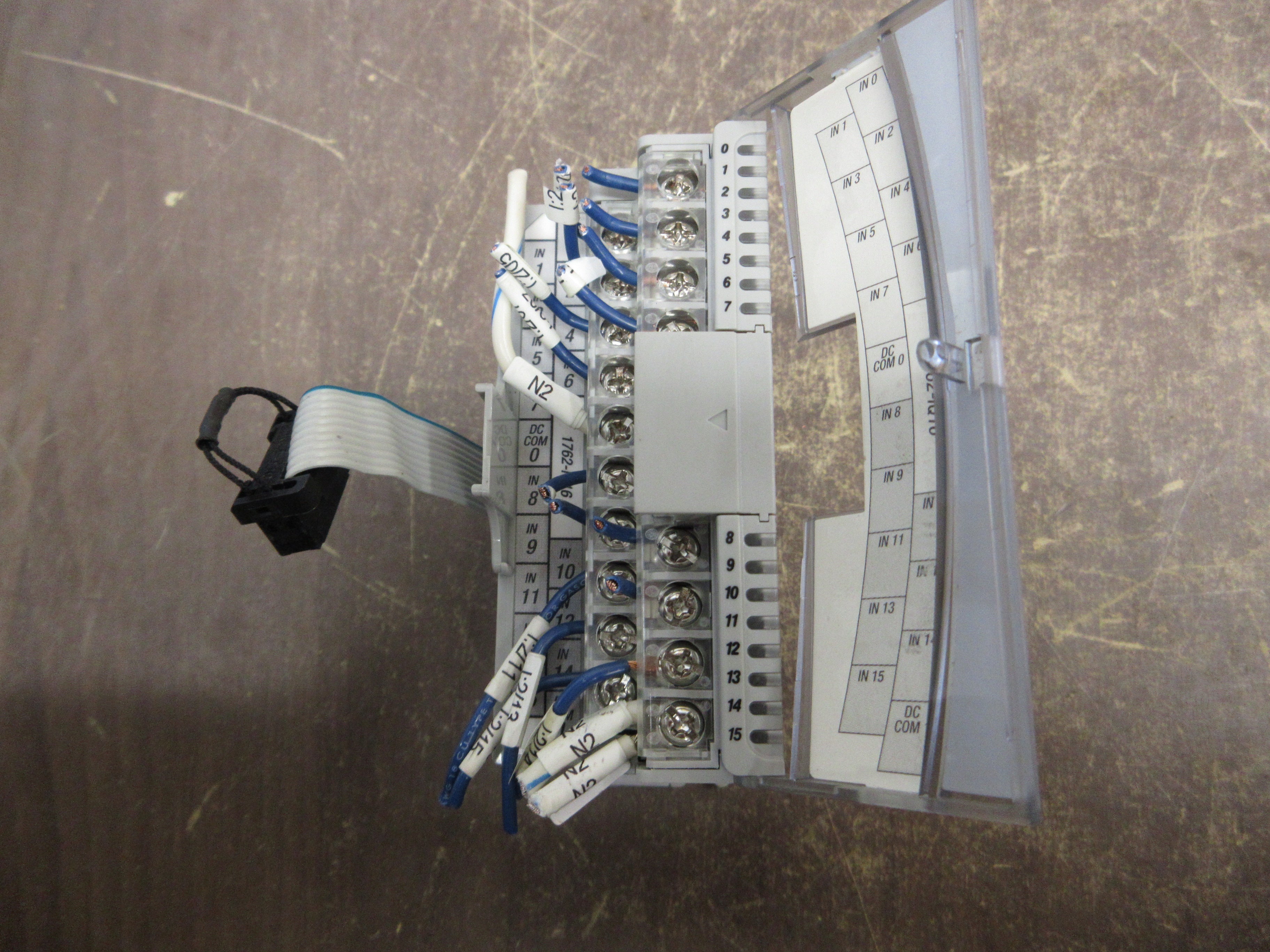 Allen-Bradley MicroLogix Sink/Source Input Module 1762-IQ16 Ser. B Rev. A 24VDC