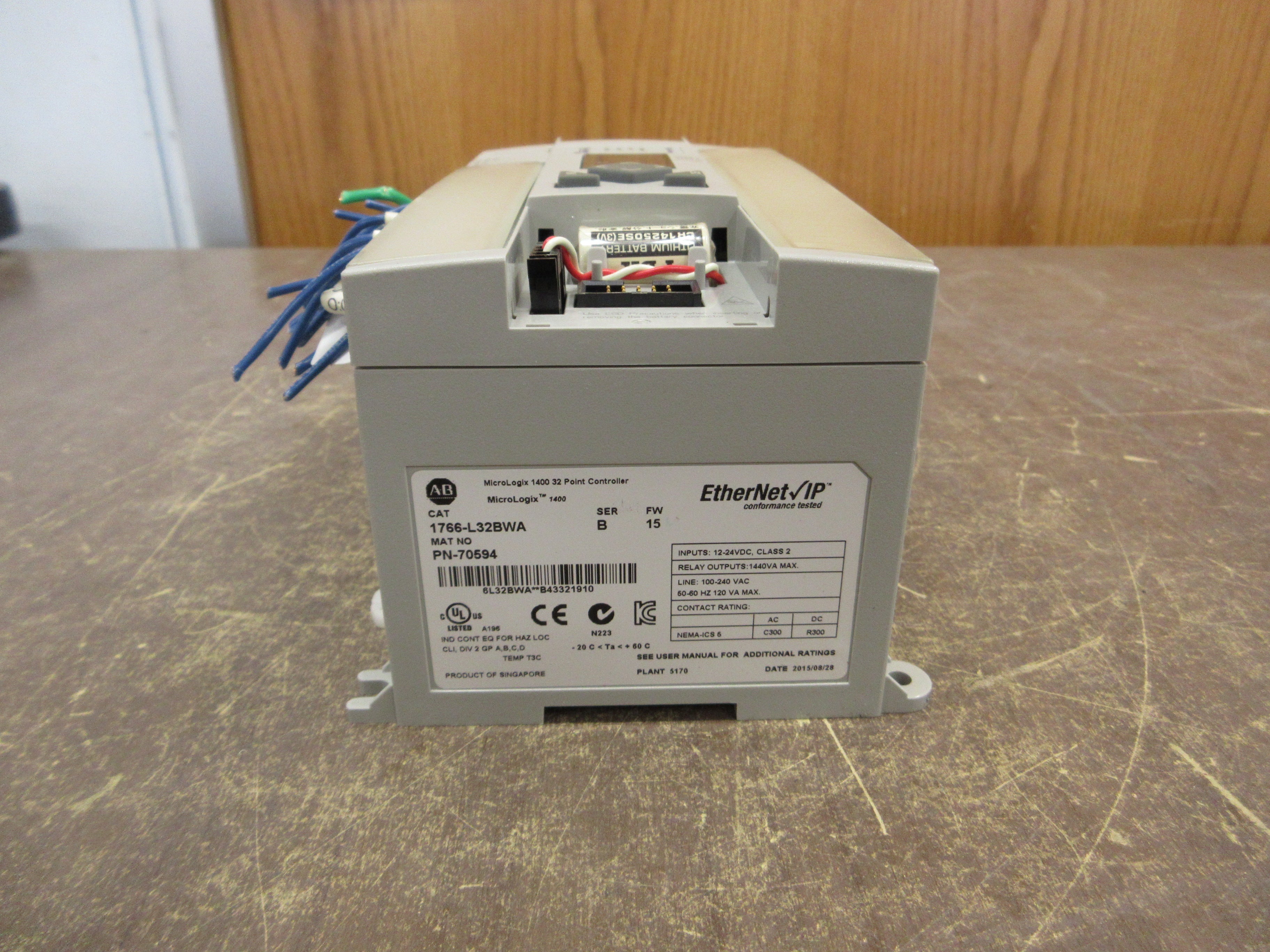 Allen-Bradley MicroLogix 1400 Controller 1766-L32BWA Ser. B FW: 15 32PT Used