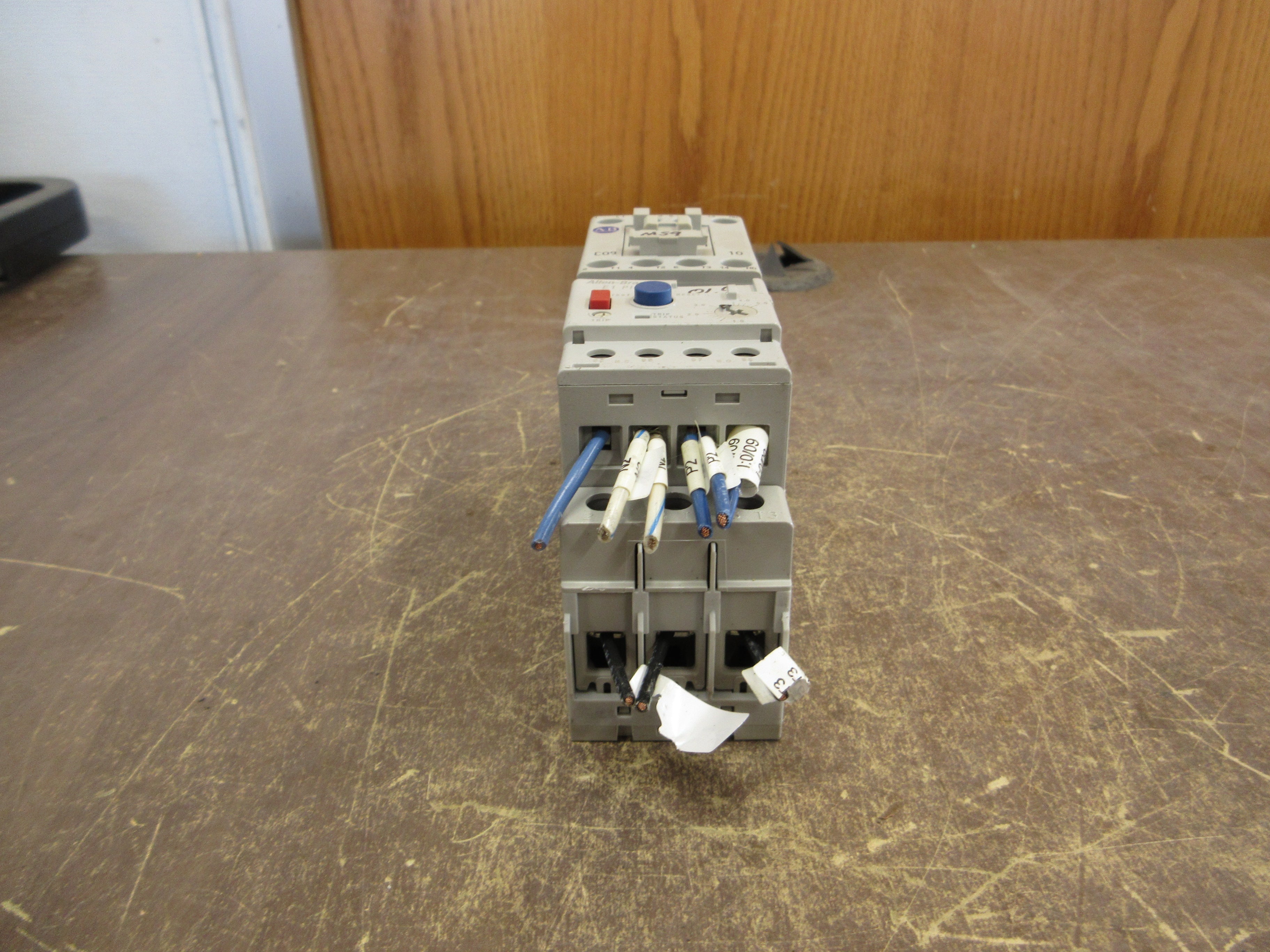 Allen-Bradley Starter 100-C09E*10/193-EECB 24VDC Coil Trip: 1.0-5.0A 600V Used