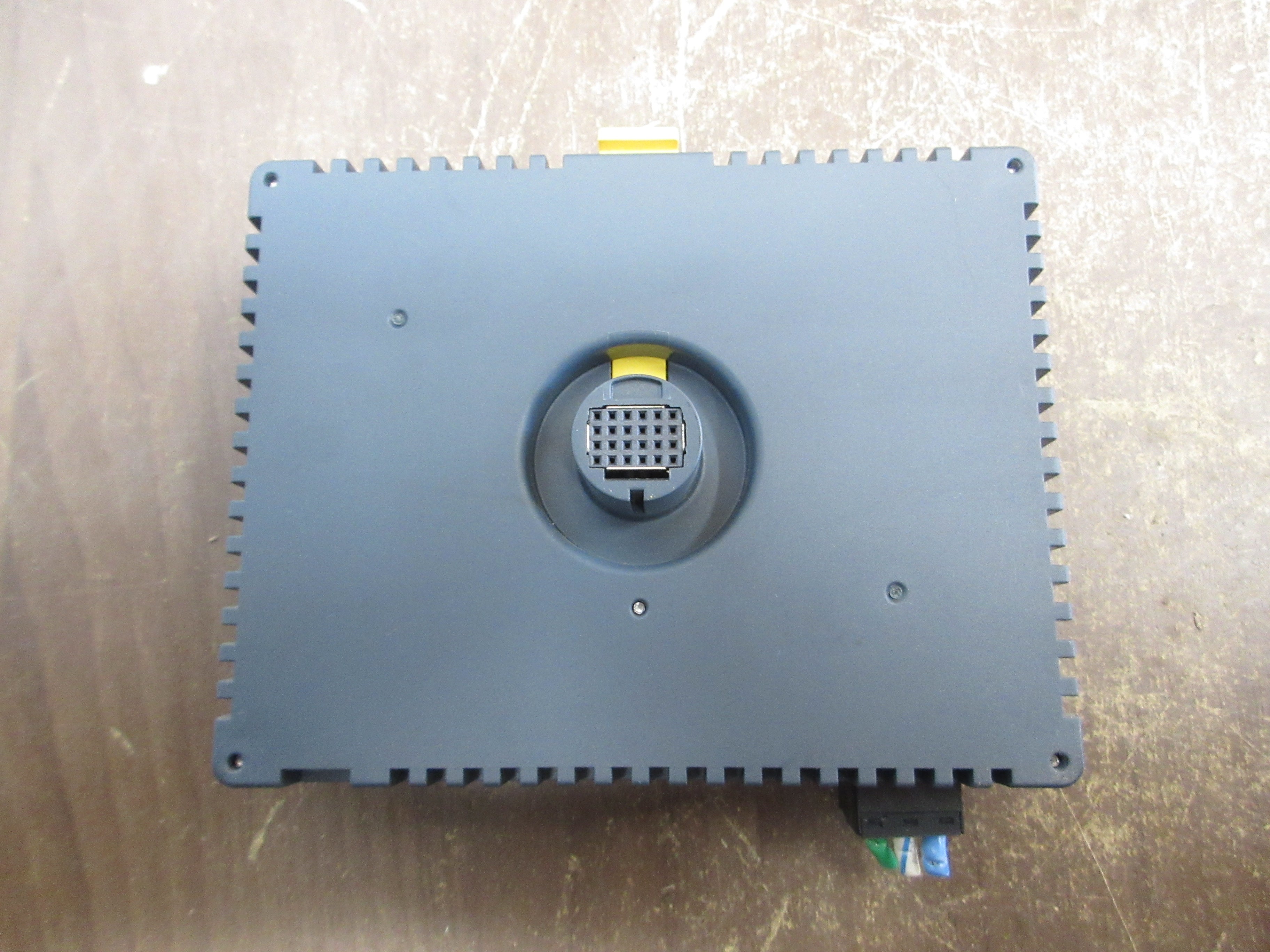 Pro-Face GP-4301Tm Controller PFXGM4301TAD 24VDC Used