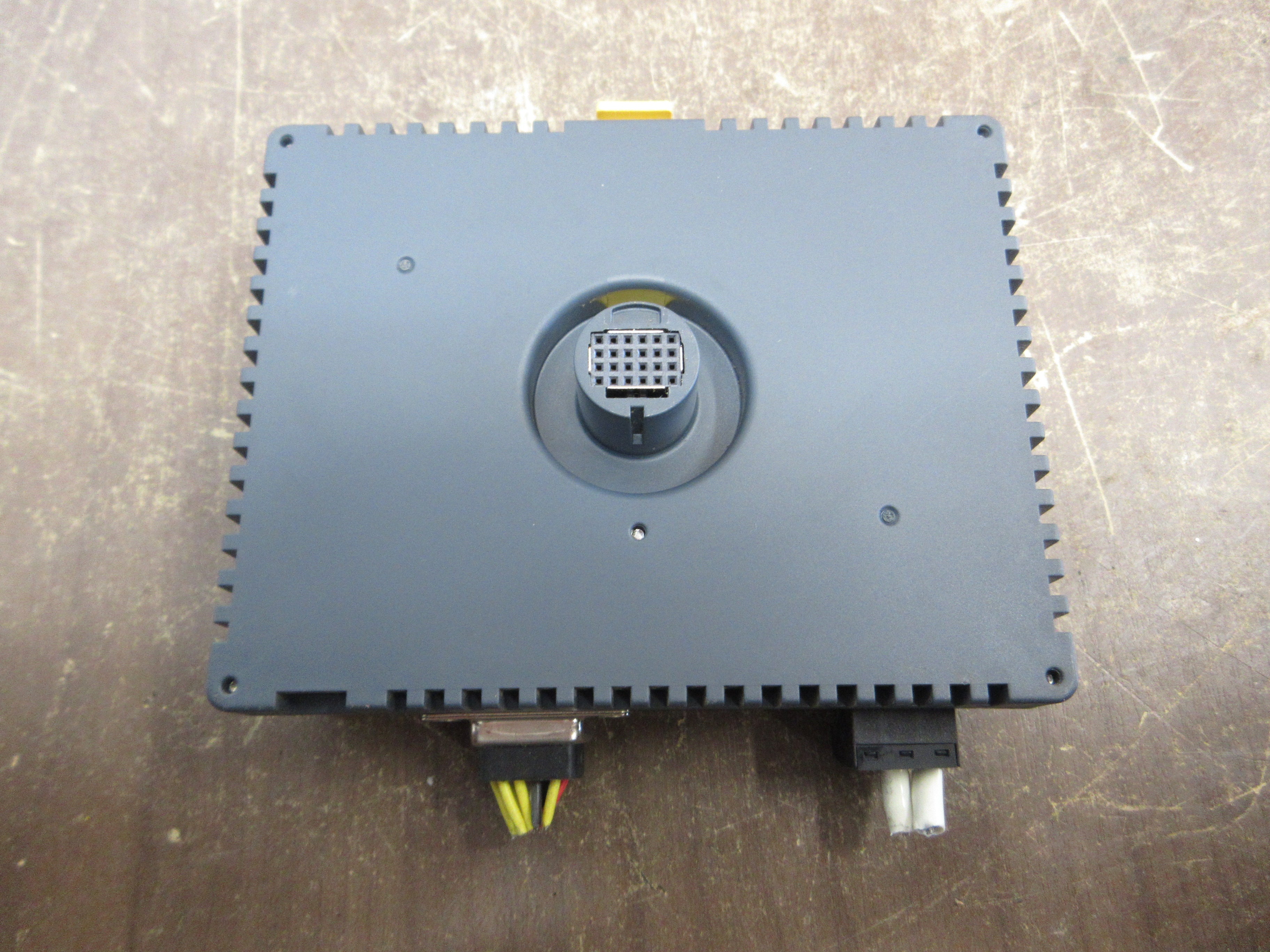 Pro-Face F5.7A Controller PFXGM4301TAD 24VDC Used