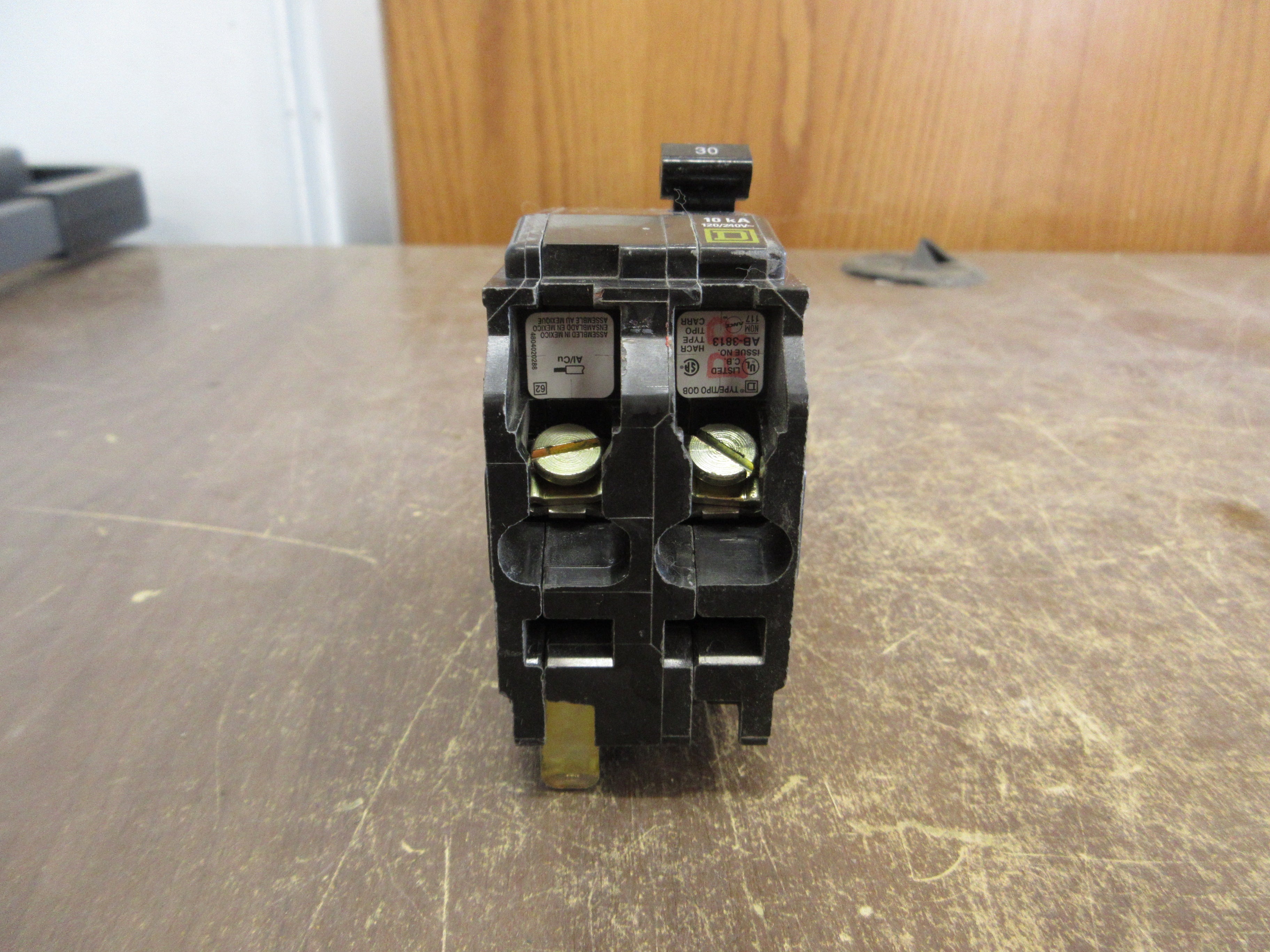 Square D Bolt-On Circuit Breaker QOB230 30A 120/240V 2P *Lot of 2* Used