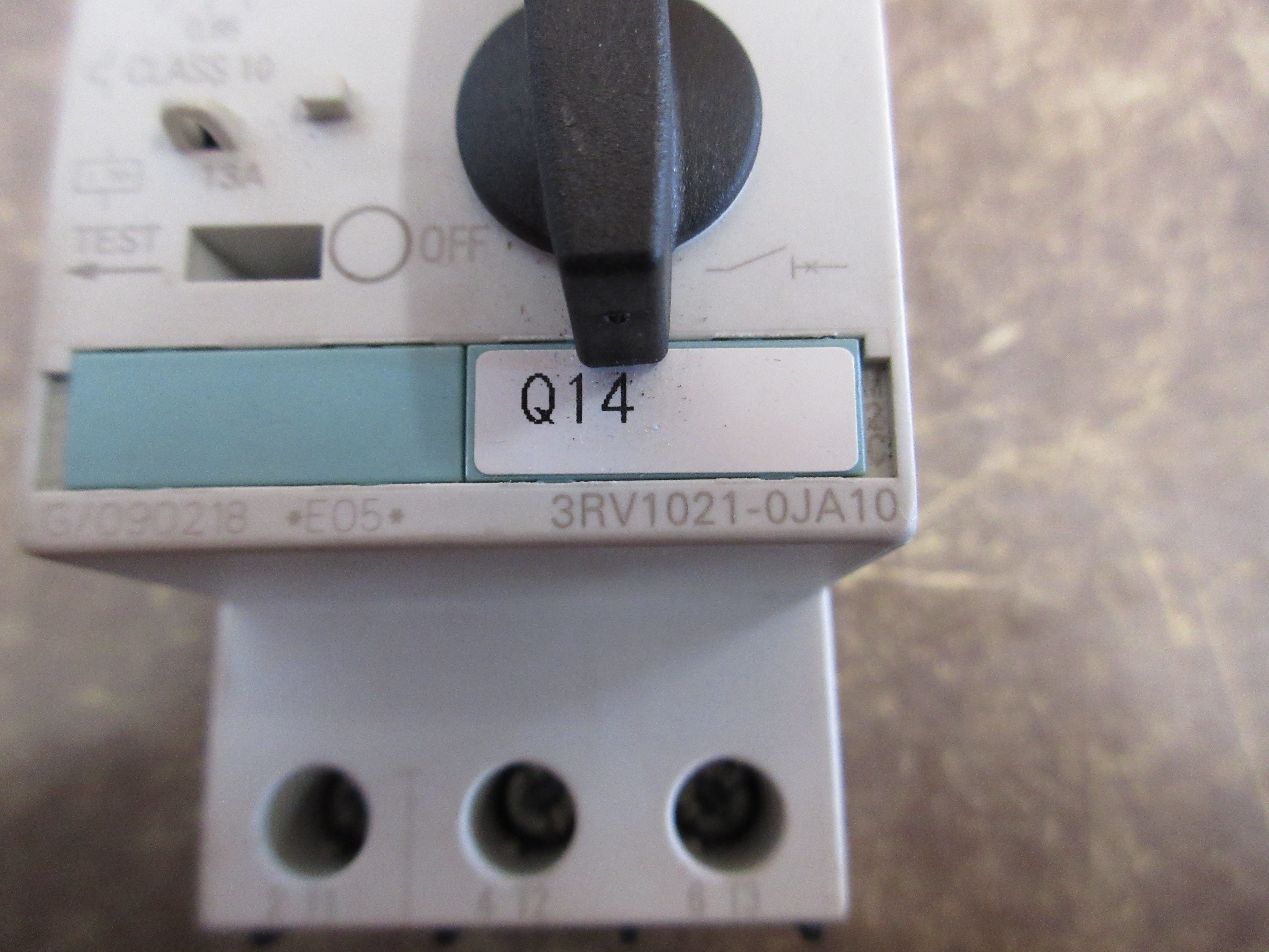 Siemens Sirius Motor Protector 3RV1021-0JA10 Trip: 0.7-1A 600V Used