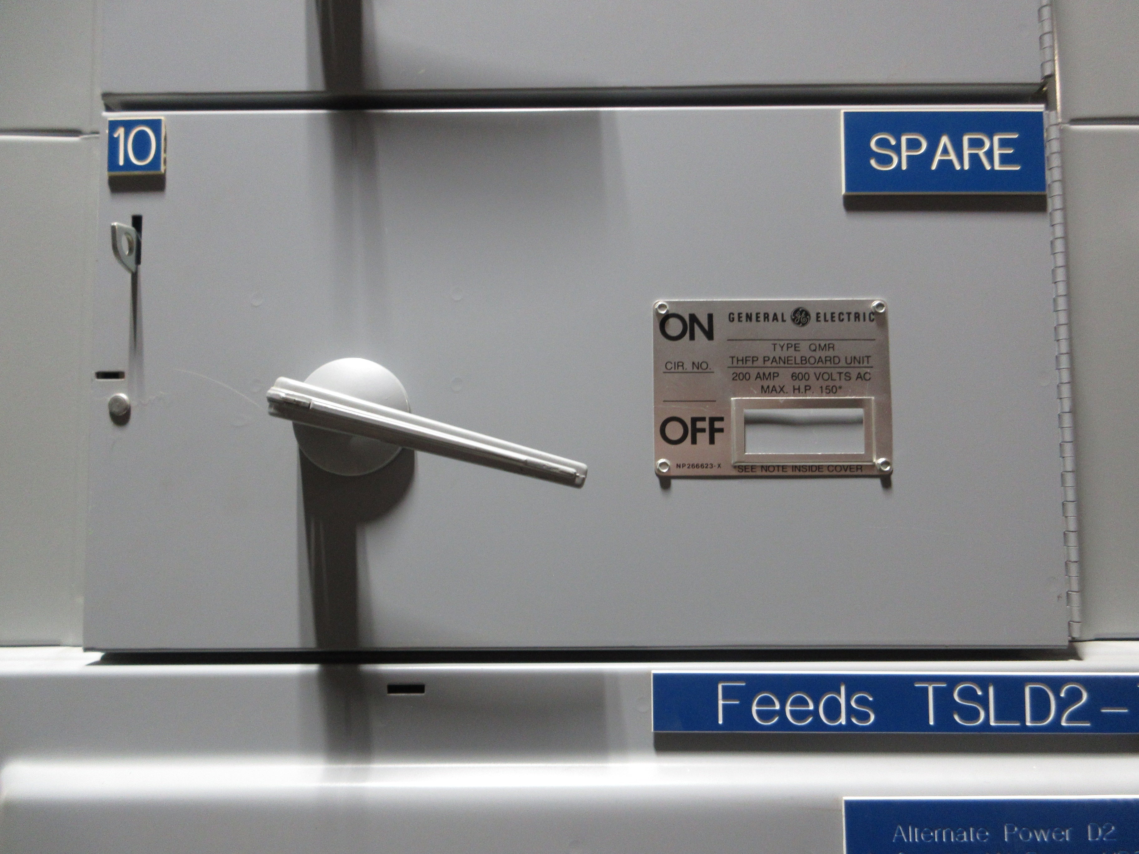 GE 3000A Main Tie Main Switch Gear Line Up TC3030SS 3000A Main Breaker Used