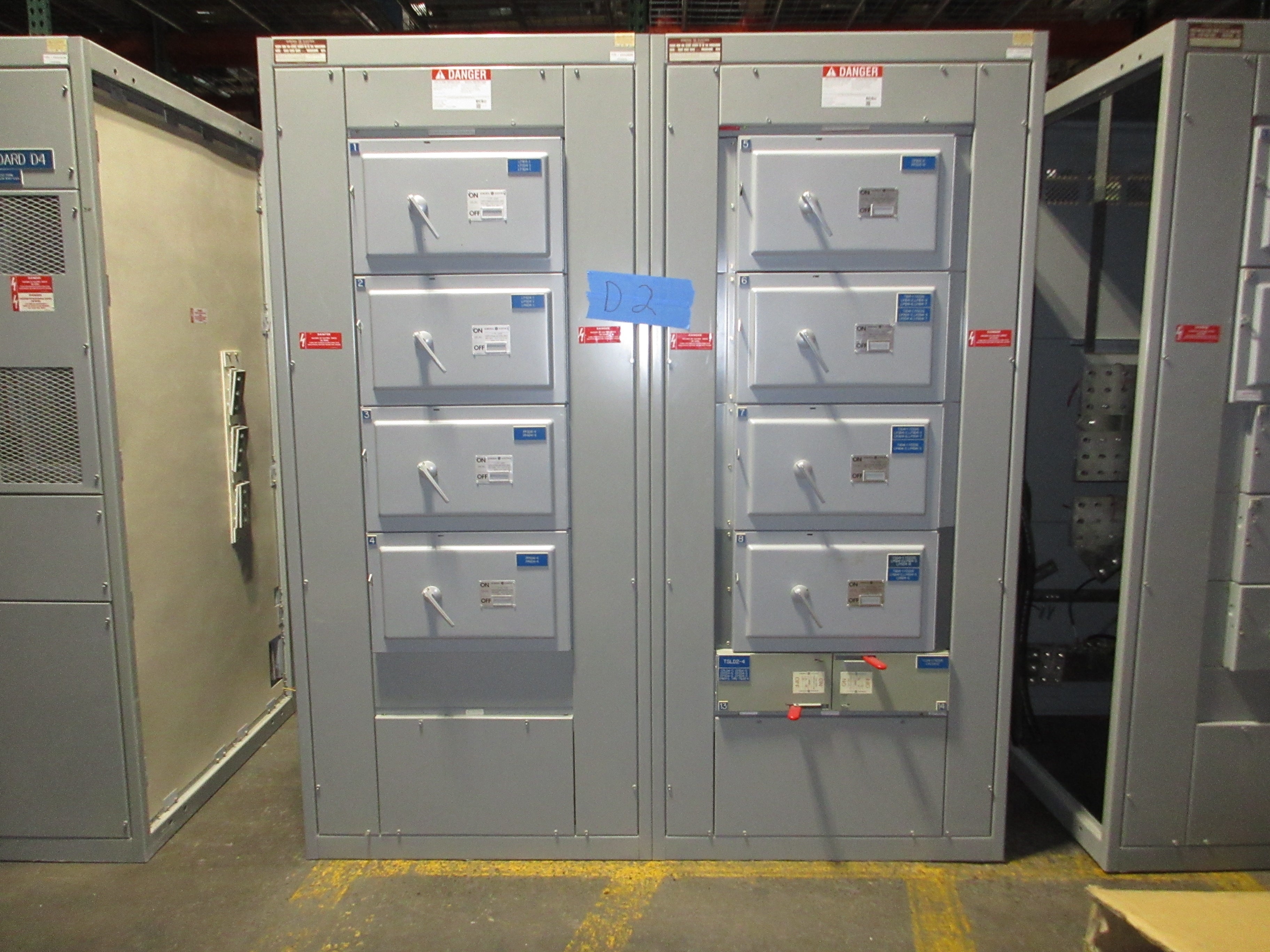 GE 3000A Main Tie Main Switch Gear Line Up TC3030SS 3000A Main Breaker Used