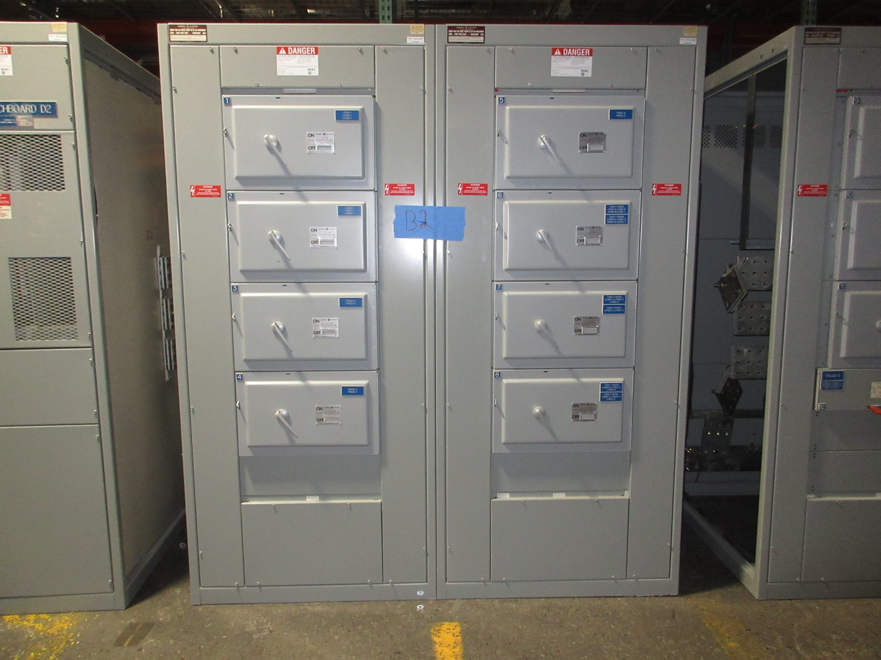 GE 3000A Main Switch Gear Line Up TC3030SS 3000A Main Breaker Used