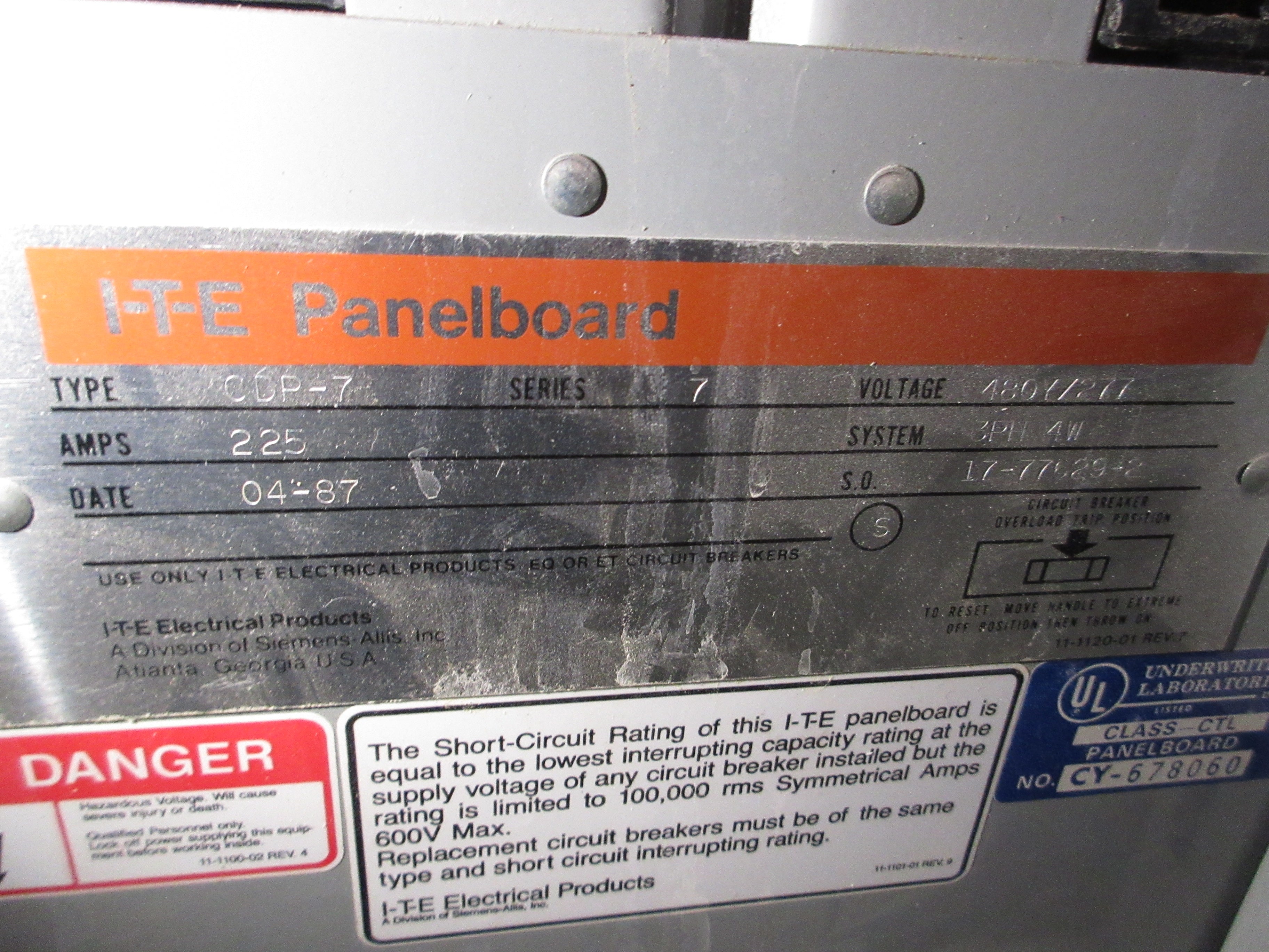 ITE Main Lug Breaker Panel CDP-7 225A Max 480Y/277 3Ph 4W 42-Slot Used