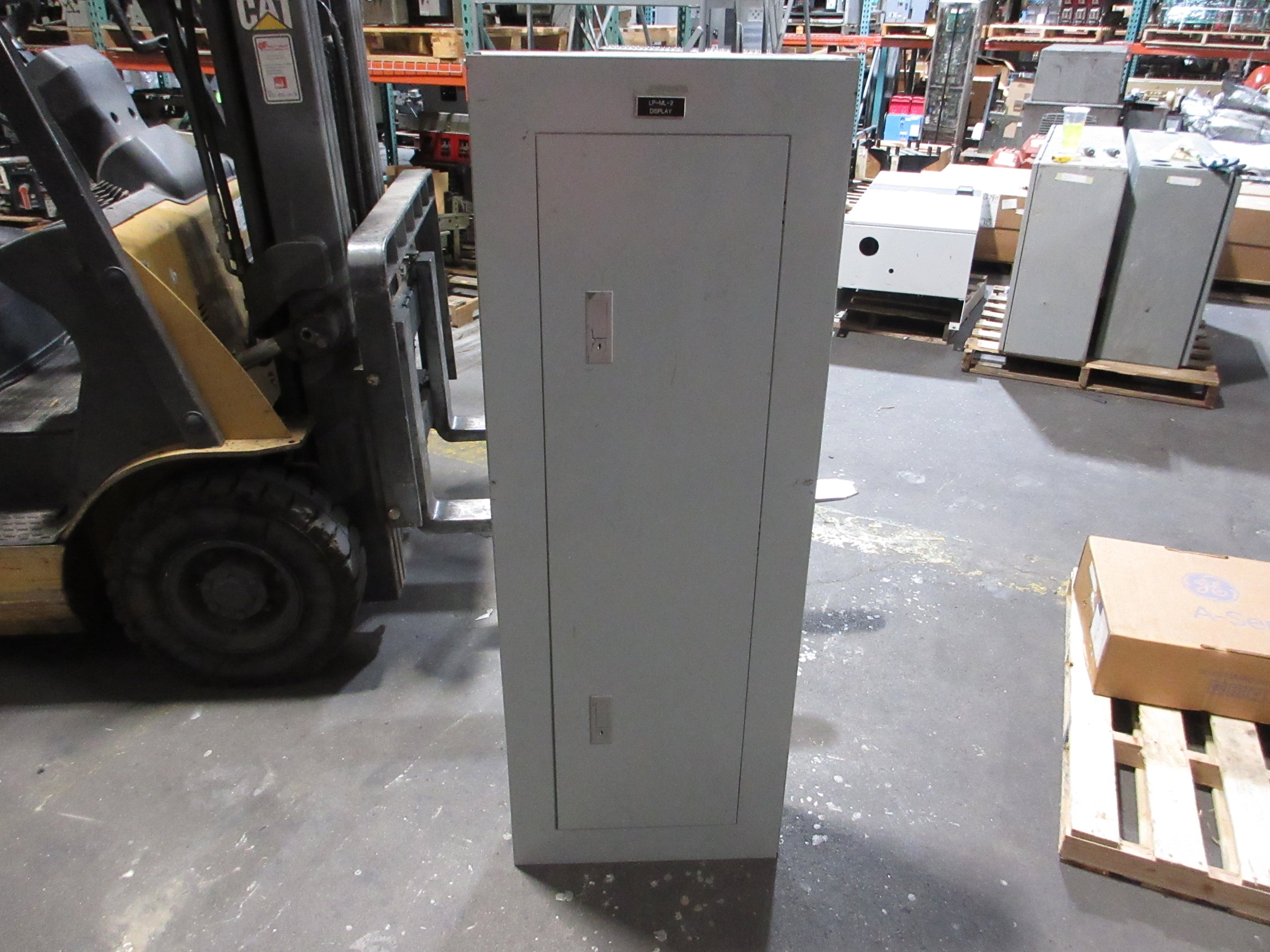 Siemens Main Lug Breaker Panel CDP-7 208Y/120 400A 3Ph 4W Used