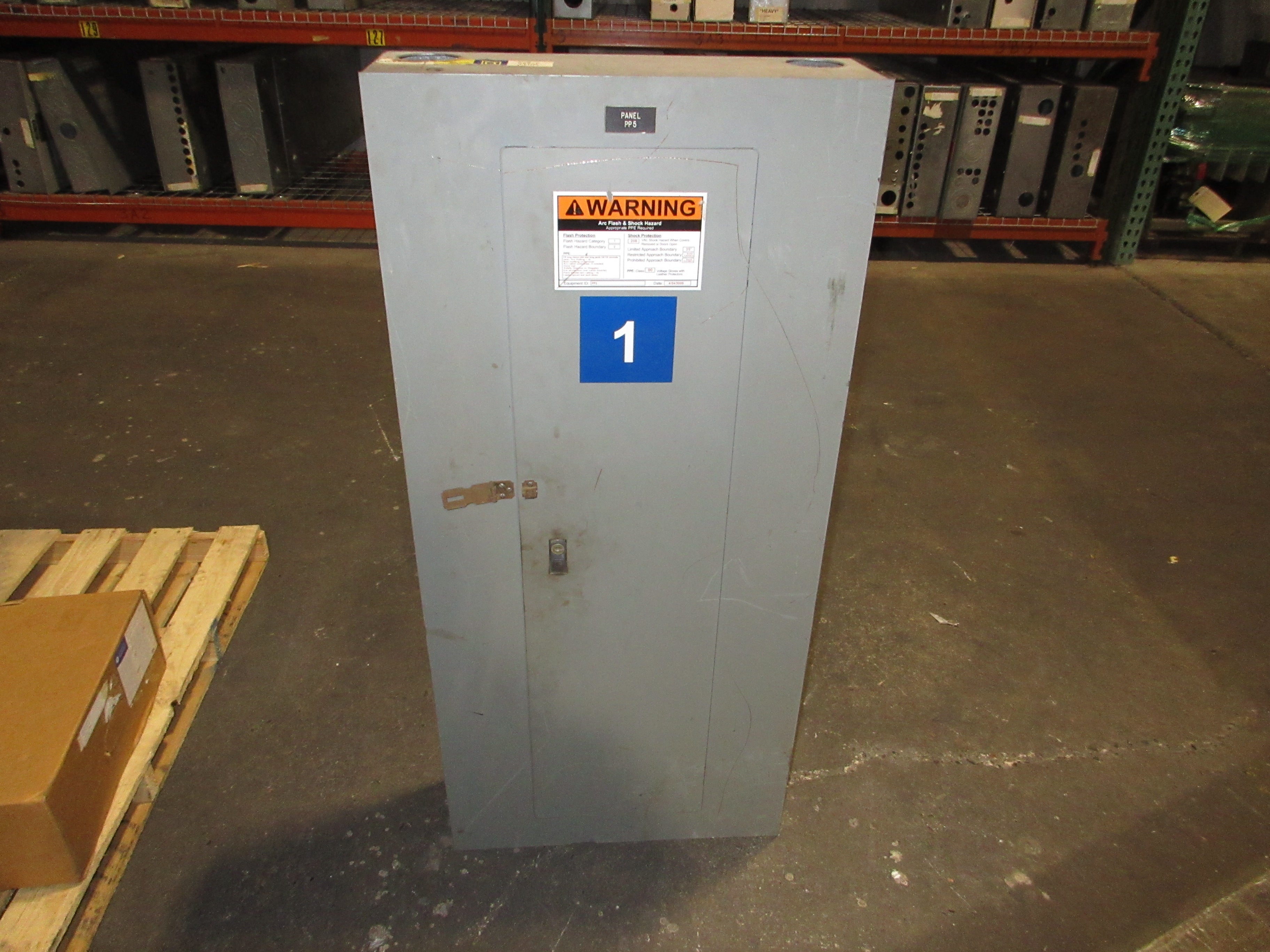 Square D Main Breaker Circuit Breaker Panel NQOD430L225CU 200A Main 208/120V 3Ph
