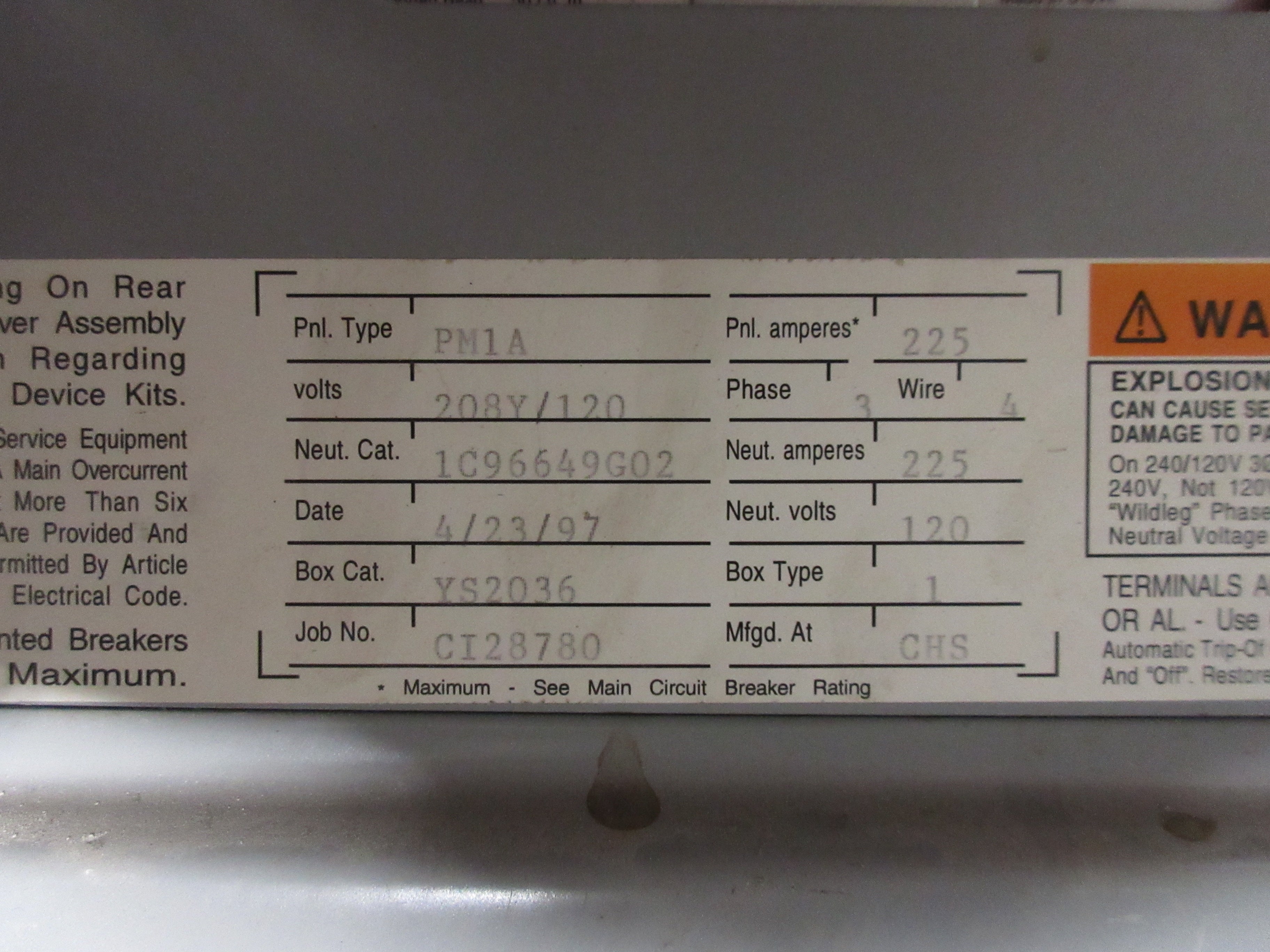 Eaton Main Breaker Circuit Breaker Panel IC96649G02 225A Max 208Y/120 225A Main