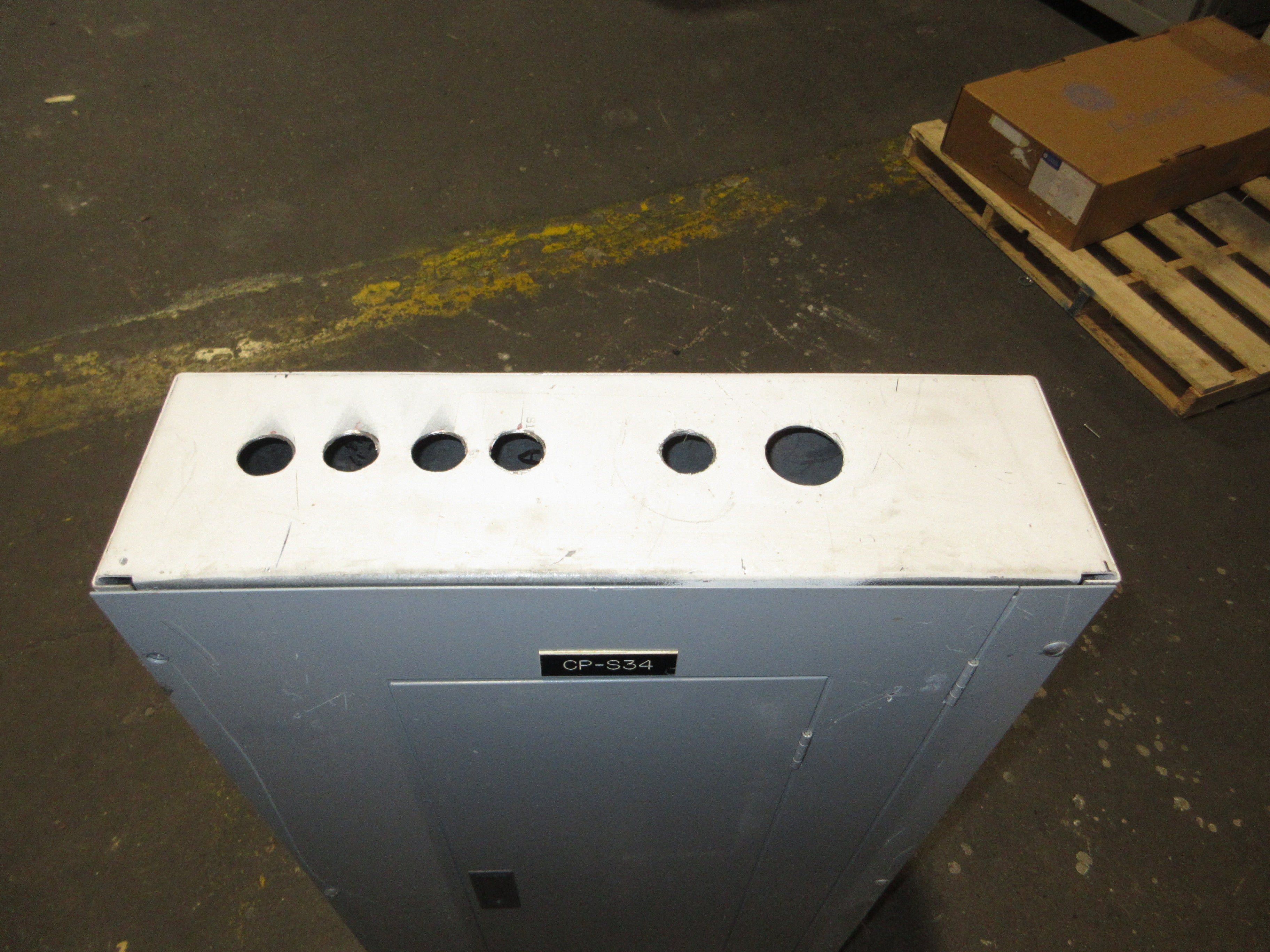 Siemens Main Breaker Circuit Breaker Panel S1C30BL060CTS 250A Max 208Y/120V Used