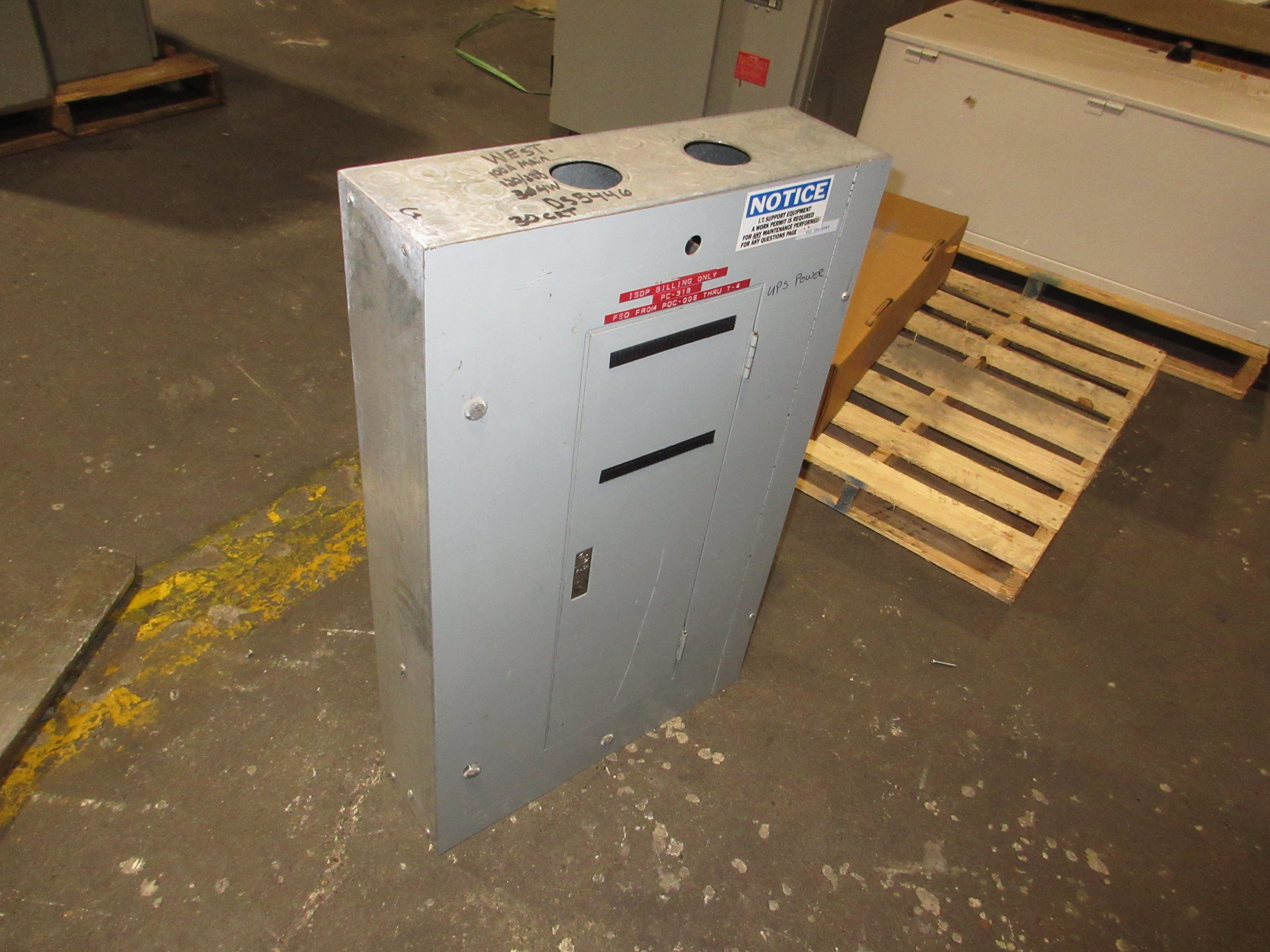 Westinghouse Main Lug Breaker Panel DS5446-10465 100A Max 120/208V 3Ph 4W Used