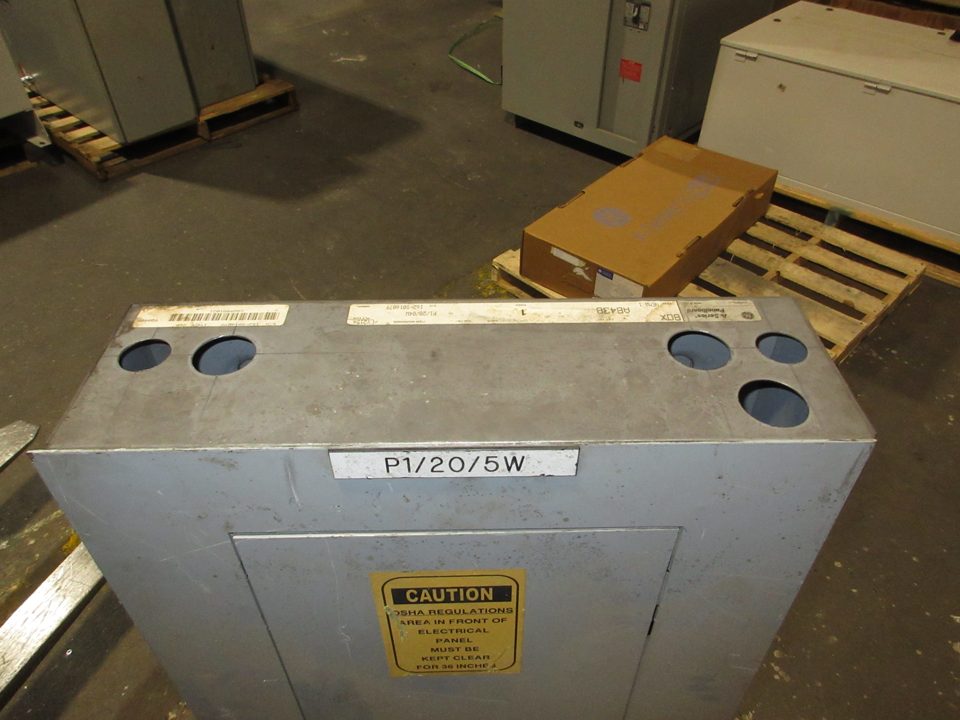 GE Main Lug Breaker Panel AQF3421MTX AXS5B4 125A Max 208Y/120V 3Ph 4W 42-Slot