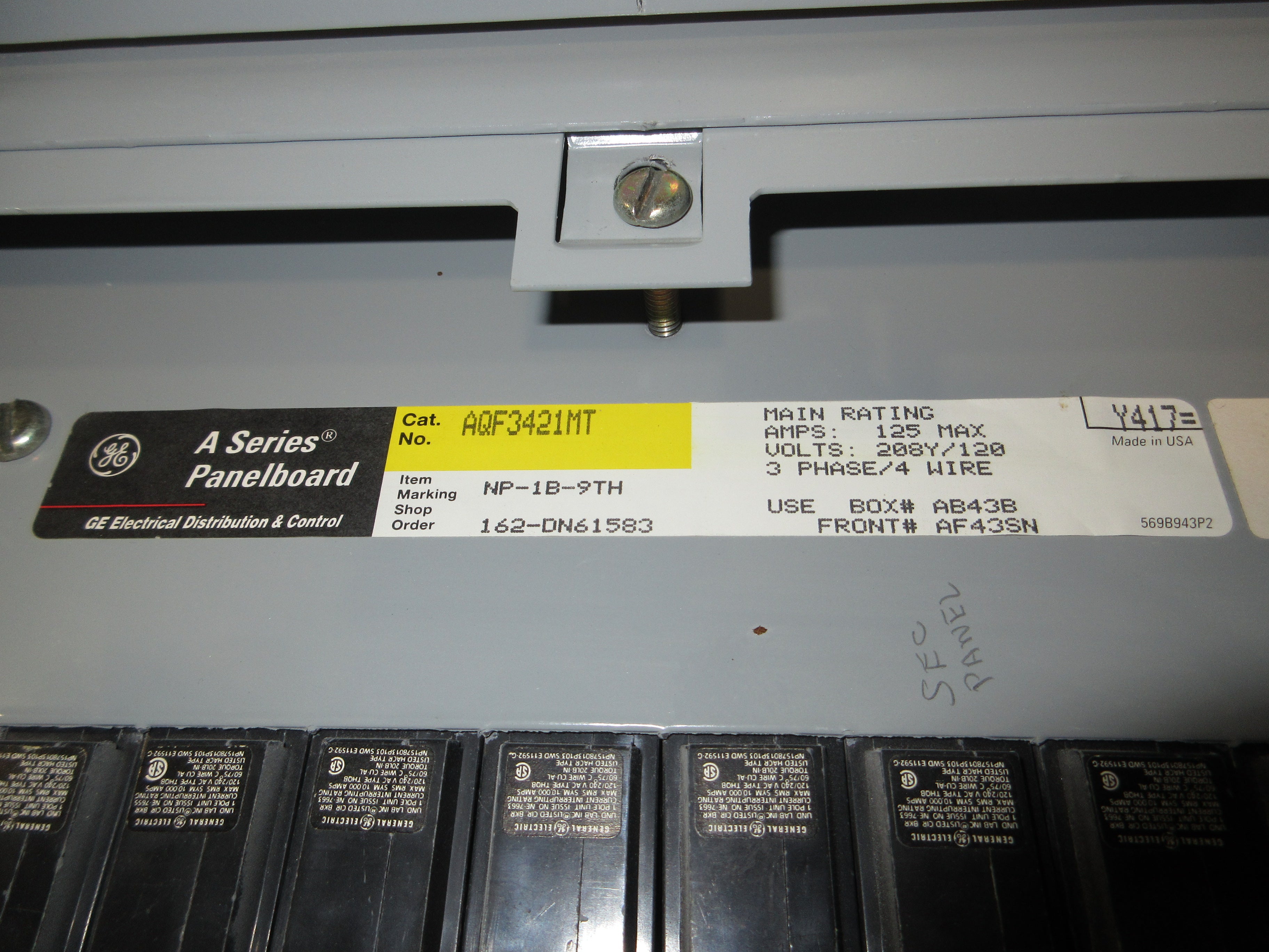 GE Main Lug Breaker Panel AQF3421MT 125A Max 208Y/120 3Ph 4W 42-Slot Used