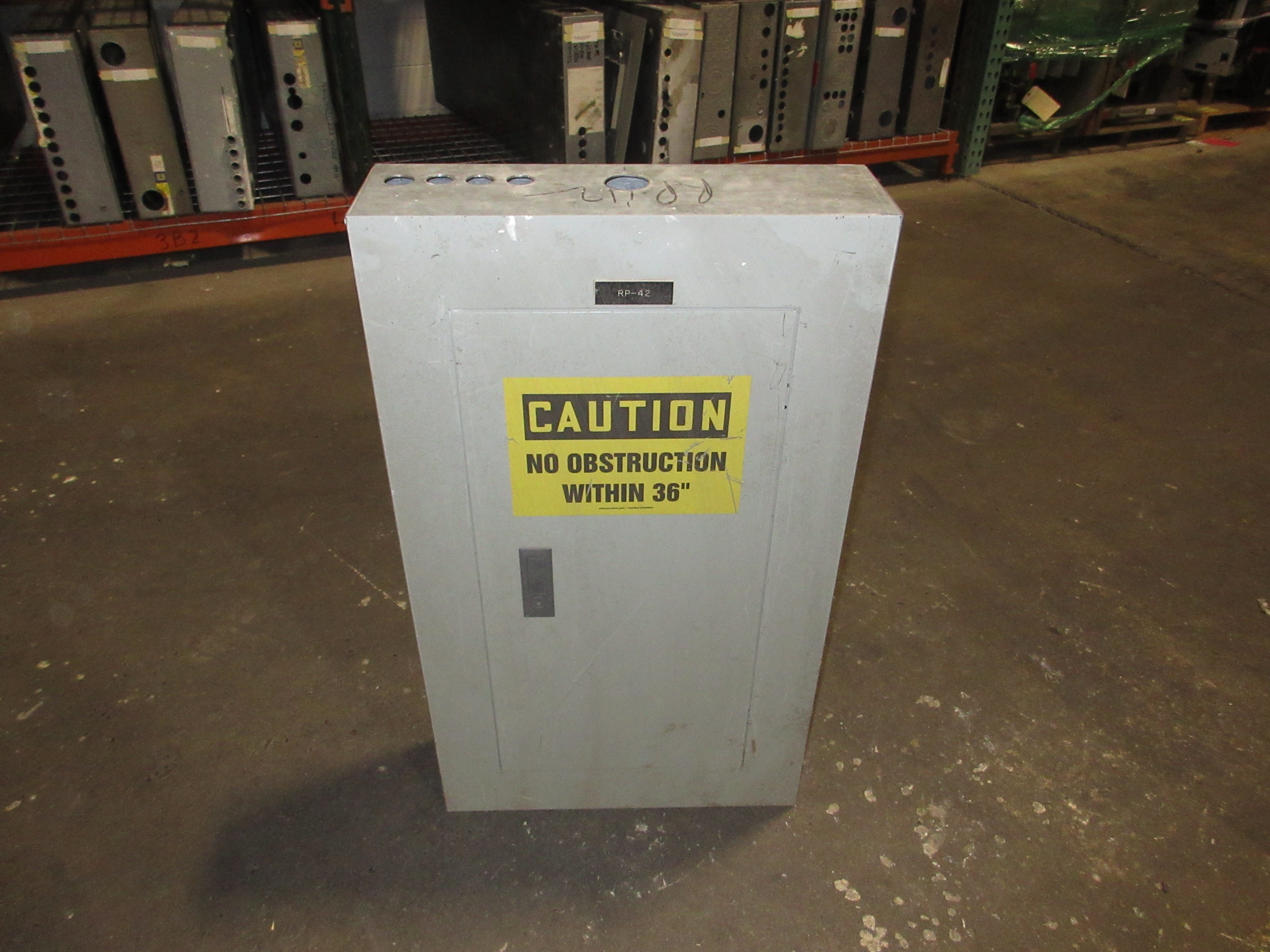 ITE Main Lug Breaker Panel BG42ML4100STM 100A Max 208Y/120V 3Ph 4W 42-Slot Used