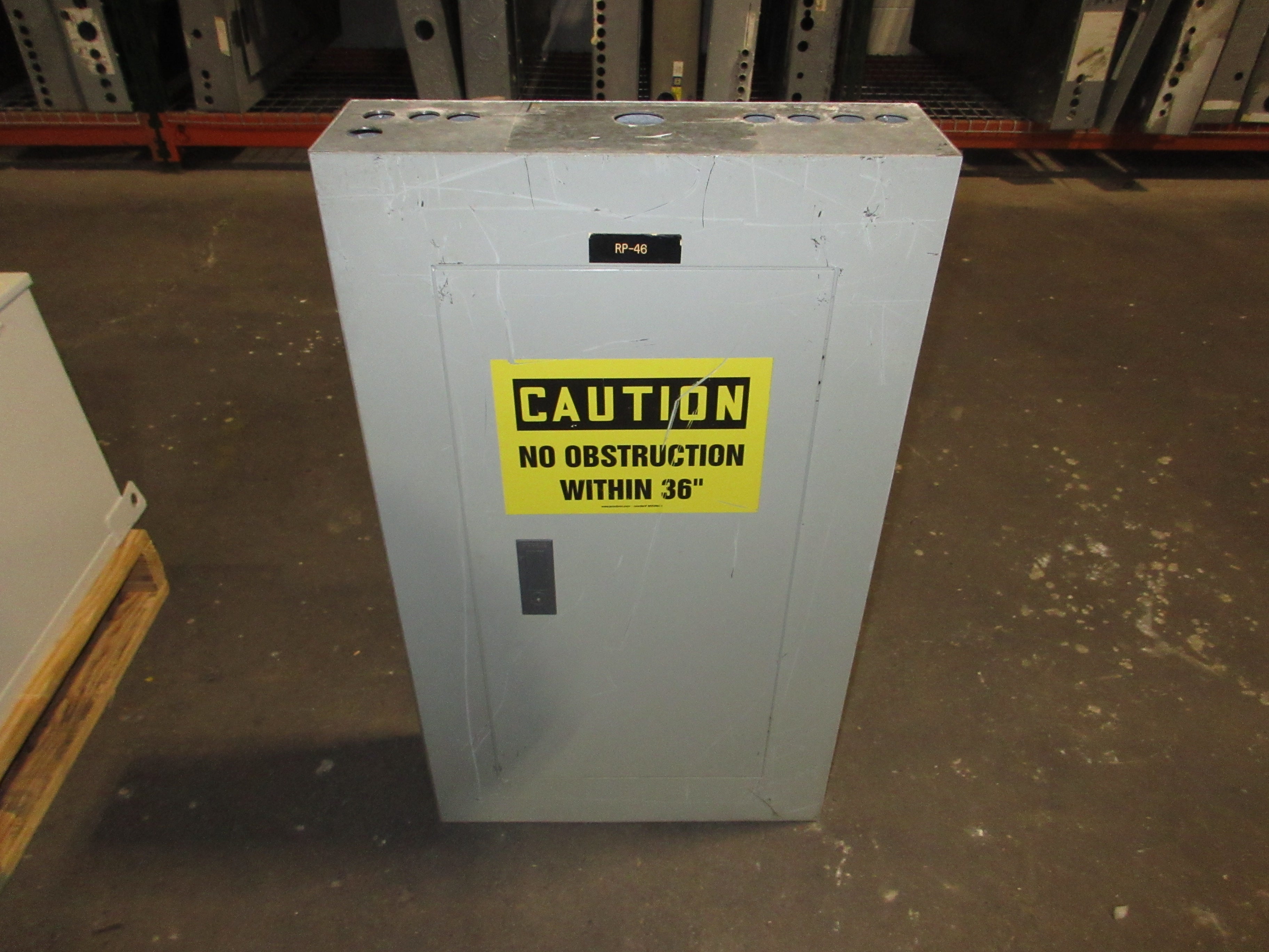 Siemens Main Lug Breaker Panel BG42ML4100STM 100A Max 208Y/120V 3Ph 4W 42-Slot
