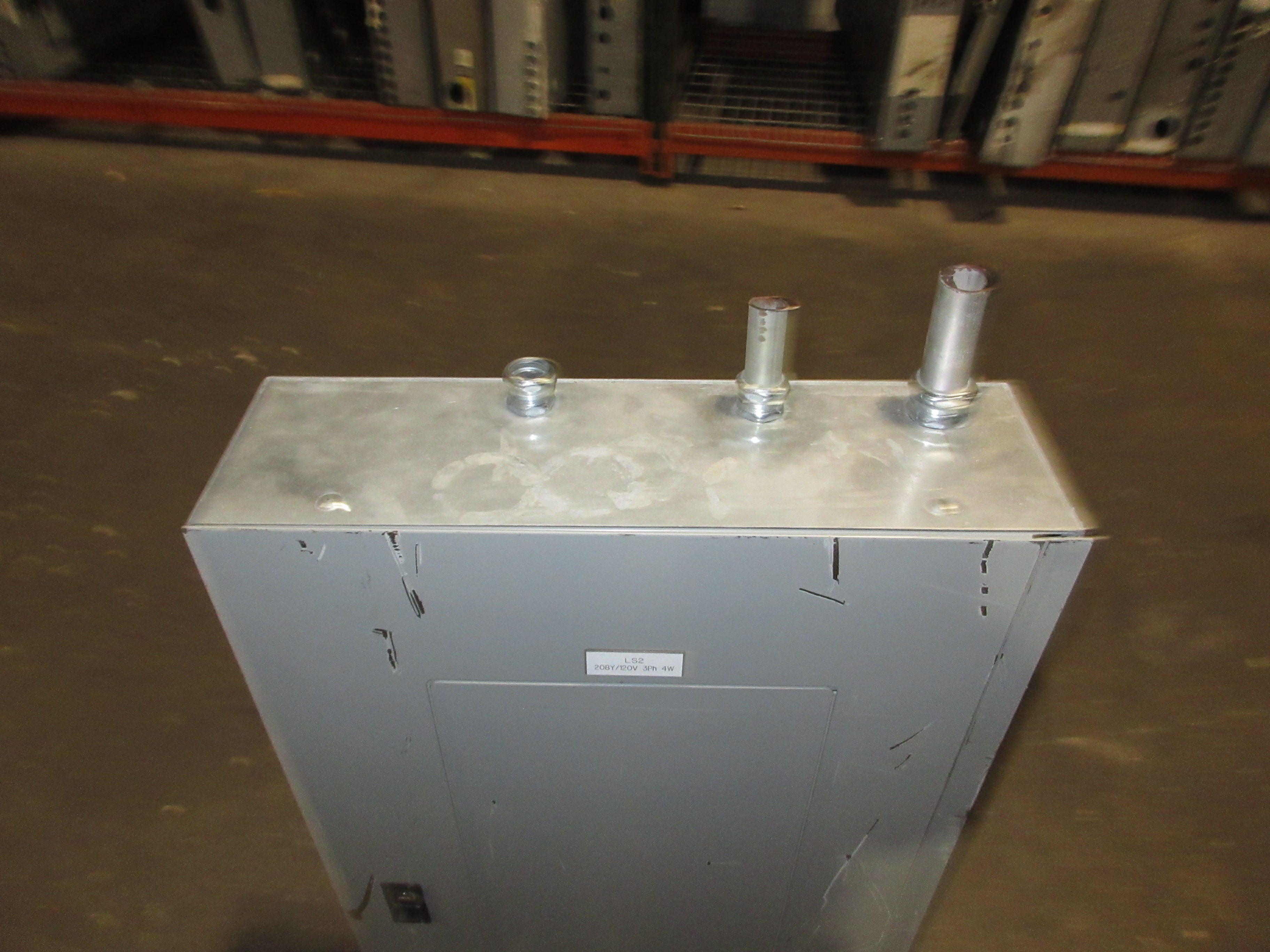 Eaton Main Lug Breaker Panel 1C96646G02 100A Max 208Y/120V 3Ph 4W 42-Slot Used