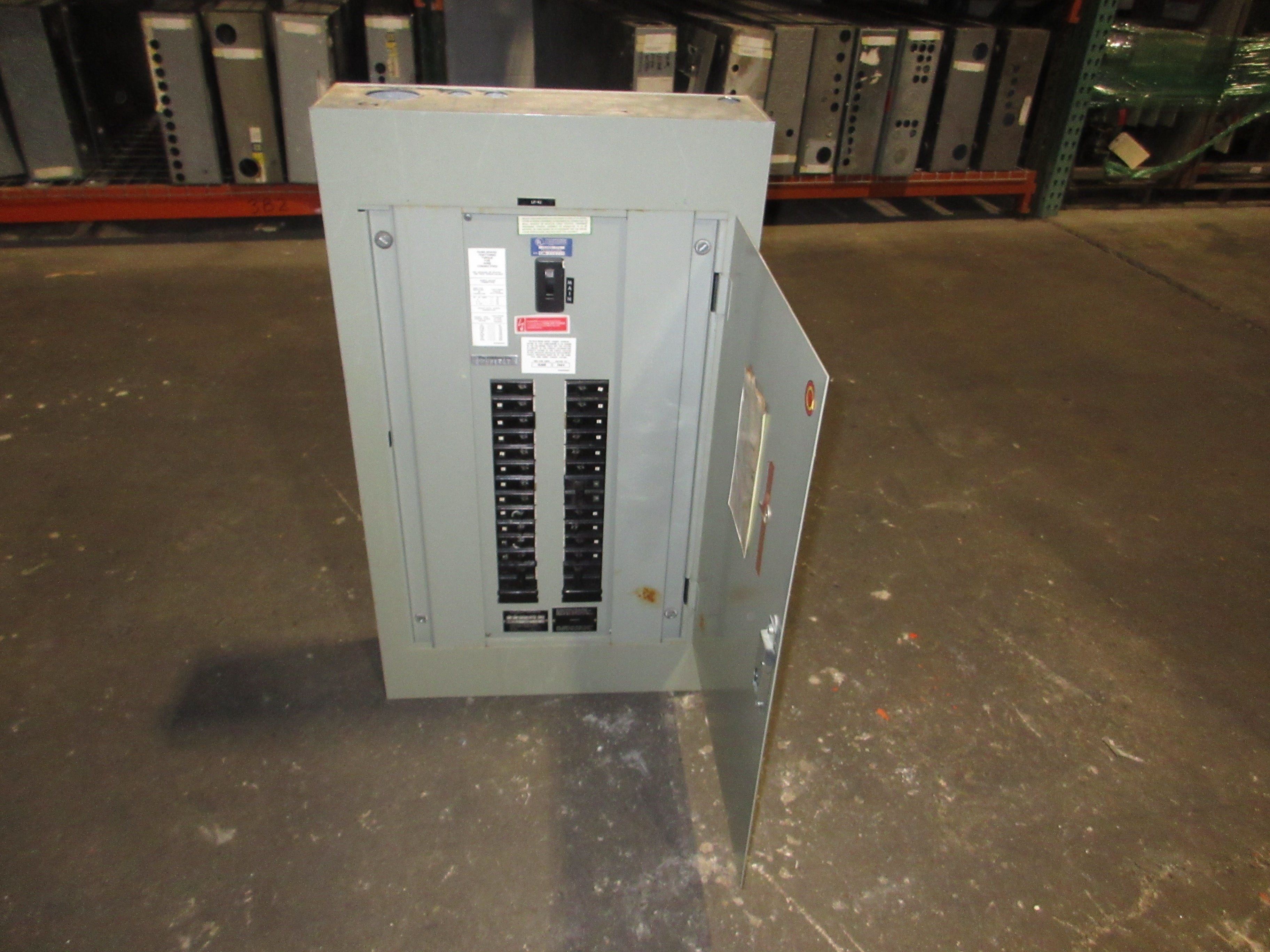 Westinghouse Main Breaker Circuit Breaker Panel MP 32229 225A Max 120/208V Used