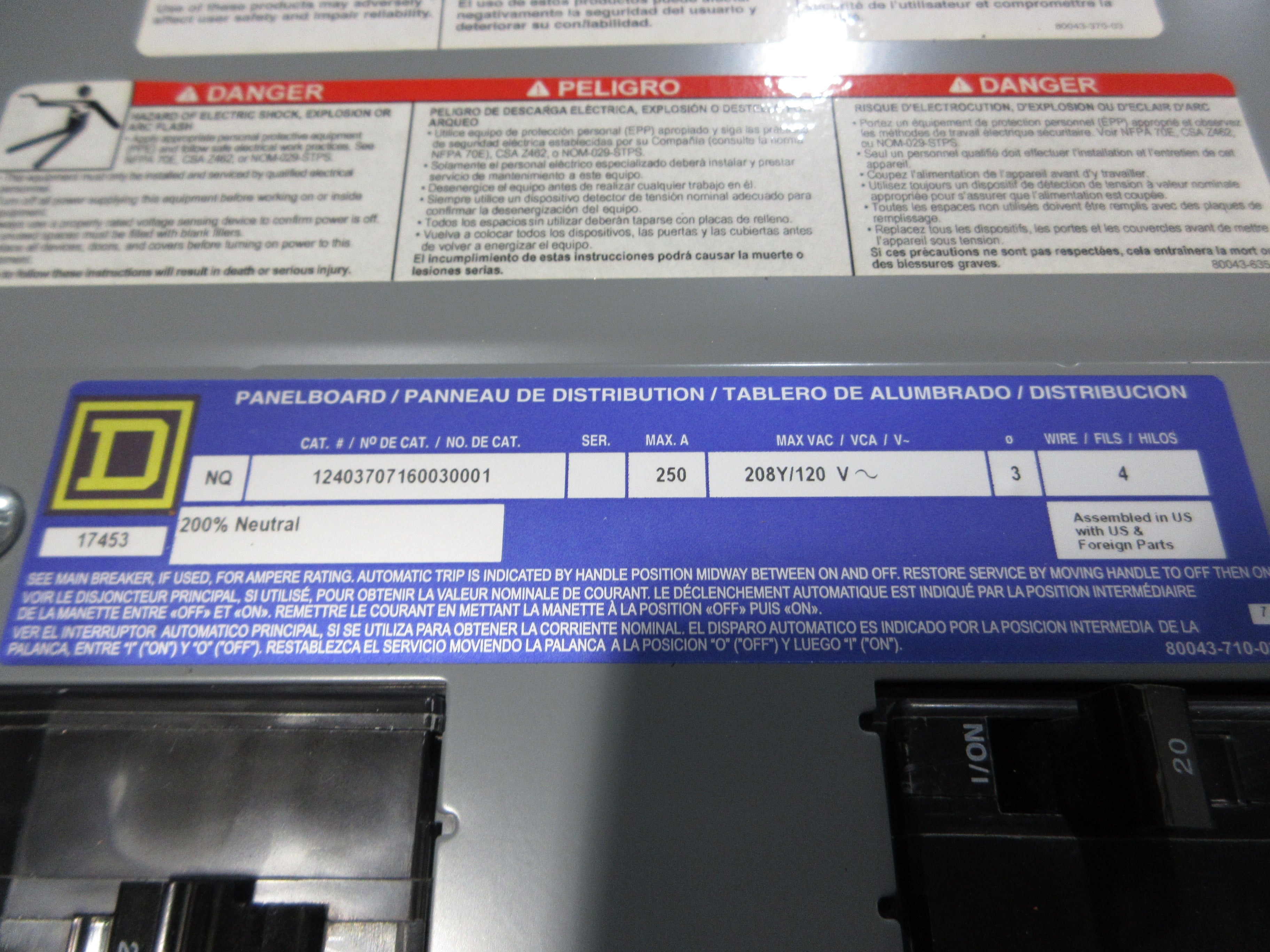 Square D Main Lug Breaker Panel 12403707160030001 250A Max 208Y/120V 3Ph 4W Used