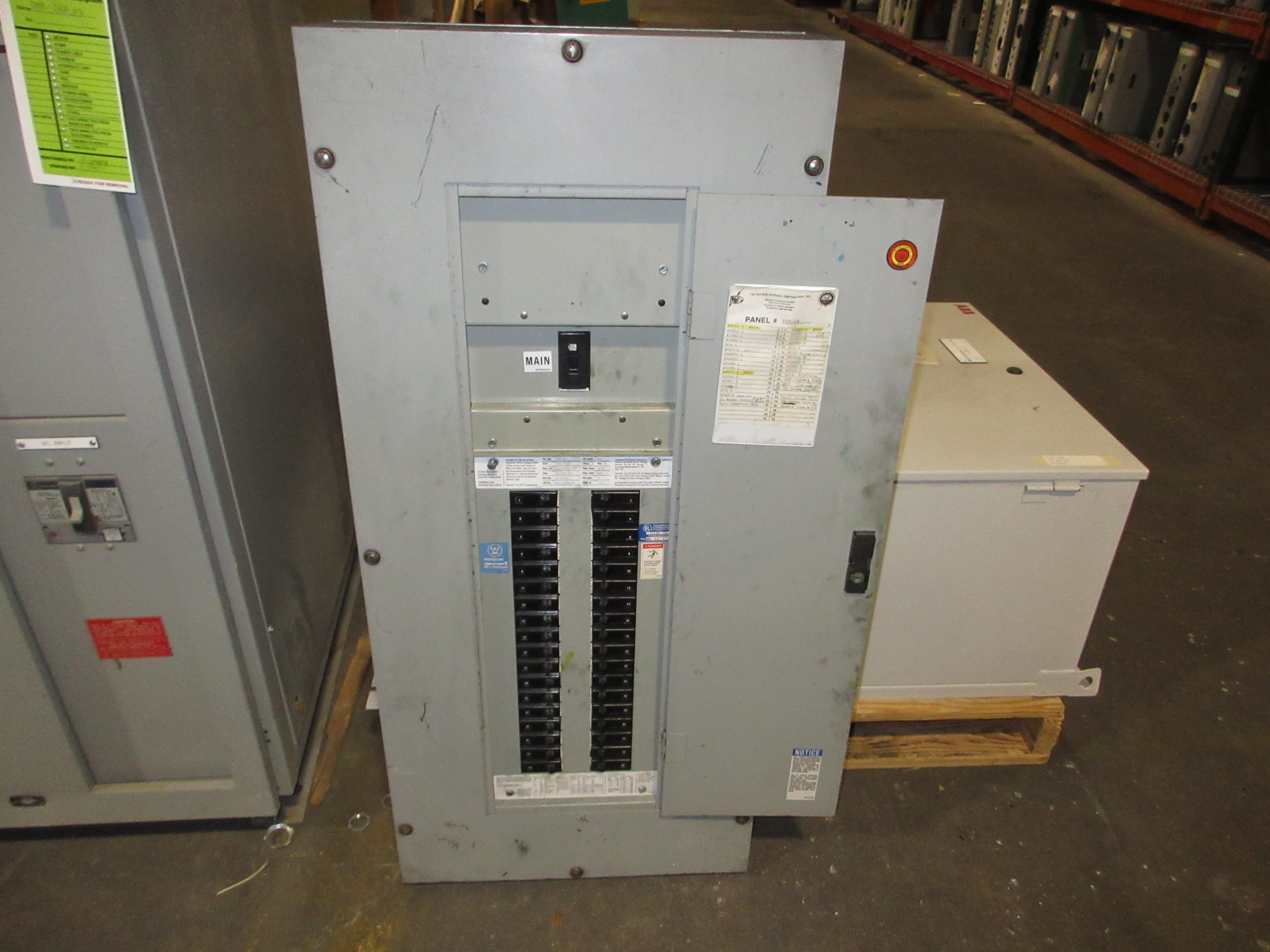 Westinghouse Main Breaker Circuit Breaker Panel 5158C03G20 208/120V 3Ph 4W Used