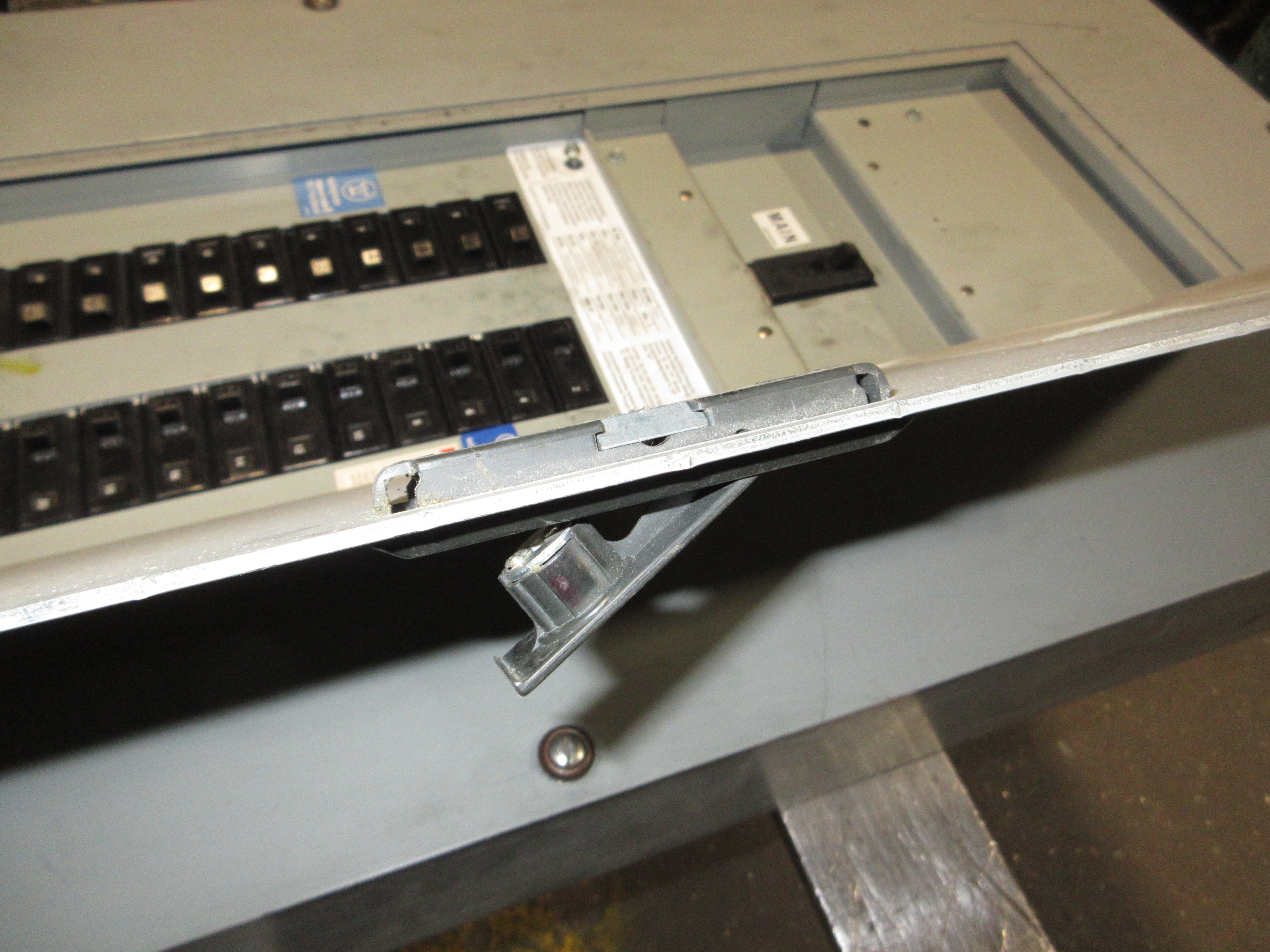 Westinghouse Main Breaker Circuit Breaker Panel 5158C03G20 208/120V 3Ph 4W Used