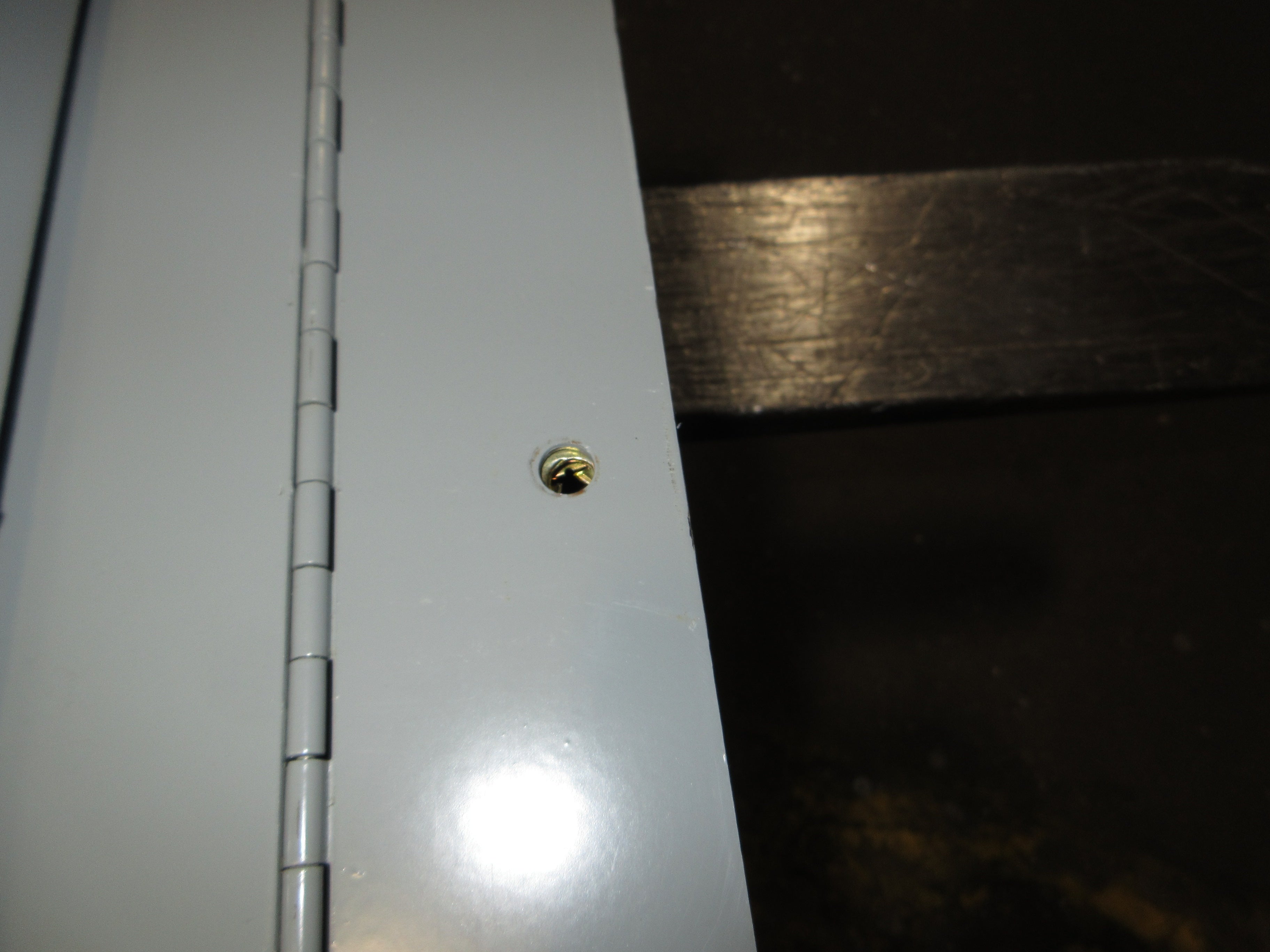 GE Main Lug Breaker Panel AQF3422MTX AXT1B7 225A Max 208Y/120V 3Ph 4W 42-Slot