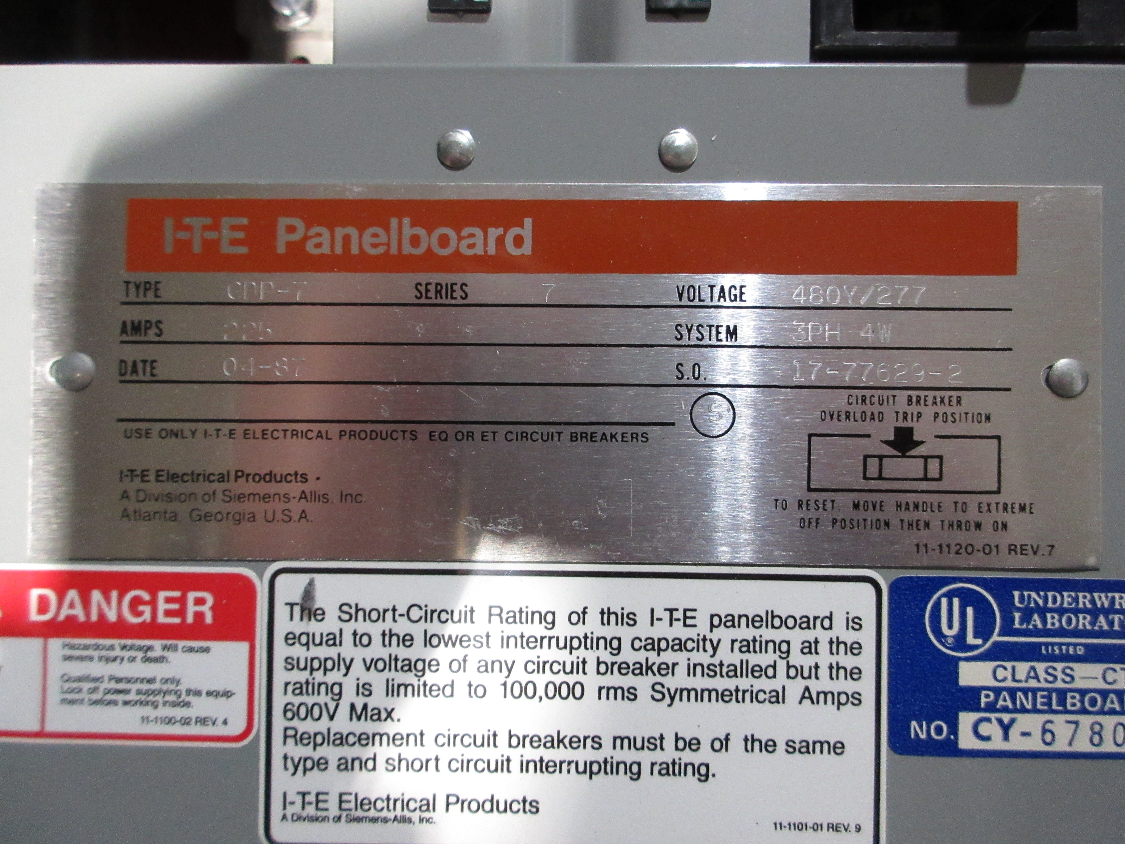 ITE Main Lug Breaker Panel CDP-7 225A Max 480Y/277V 3Ph 4W 42-Slot Used