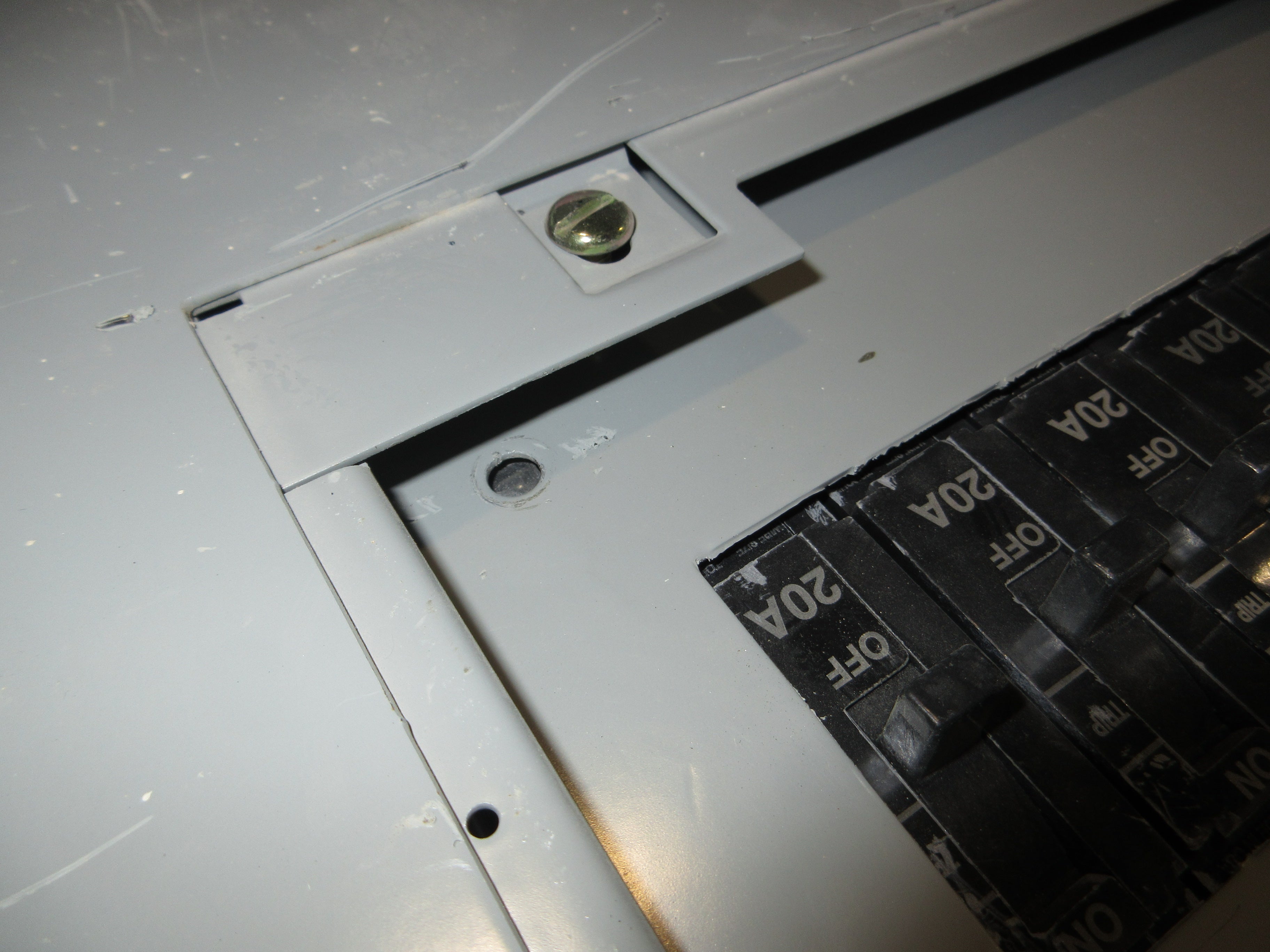 GE Main Lug Breaker Panel AEF3301MTX AXL1S5B5 125A Max 480Y/277V 3Ph 4W 30-Slot