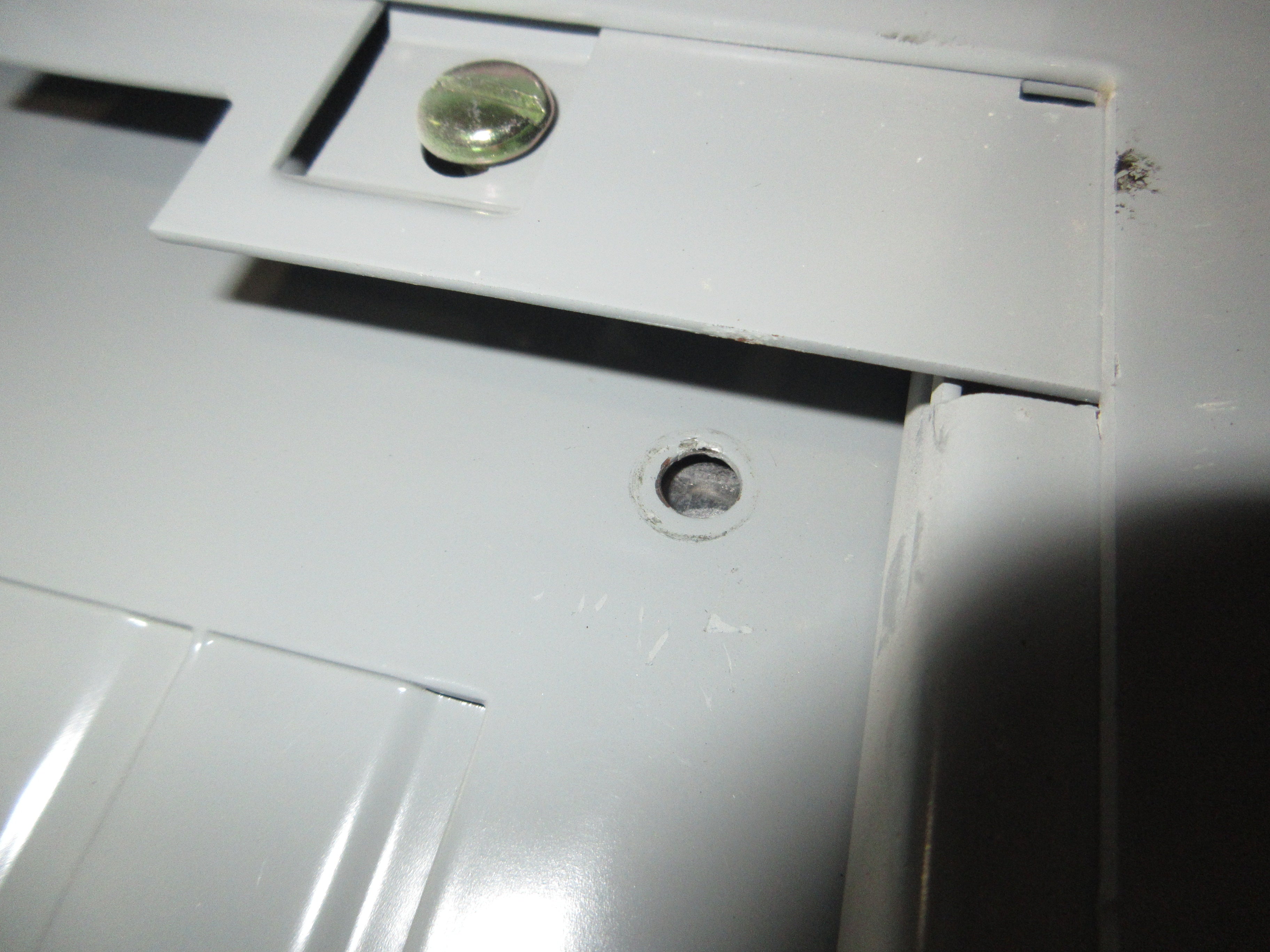 GE Main Lug Breaker Panel AEF3301MTX AXL1S5B5 125A Max 480Y/277V 3Ph 4W 30-Slot