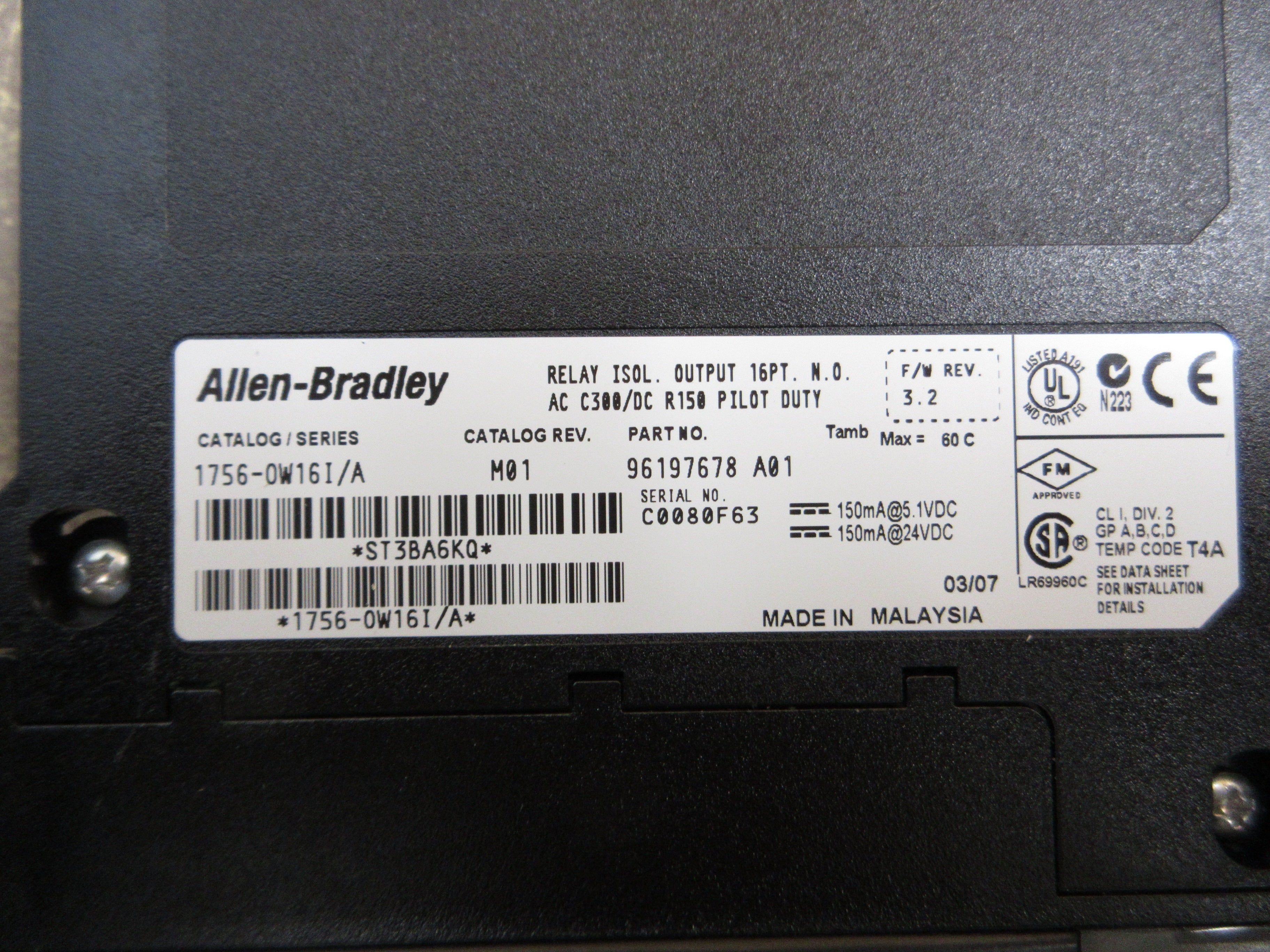 Allen-Bradley ControlLogix Relay Isolated Output Module 1756-OW16I Ser. A Used
