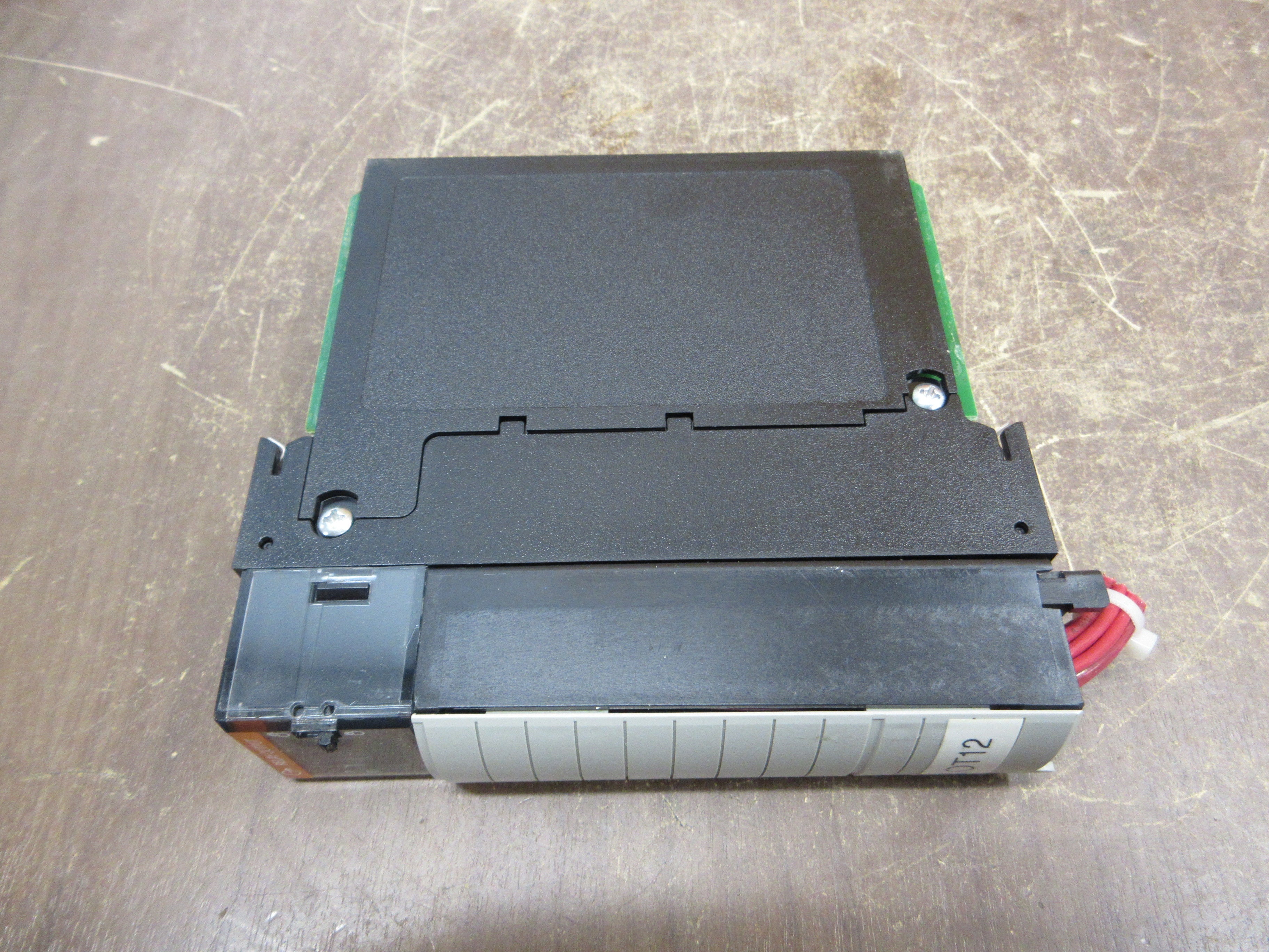 Allen-Bradley ControlLogix Relay Isolated Output Module 1756-OW16I Ser. A Used