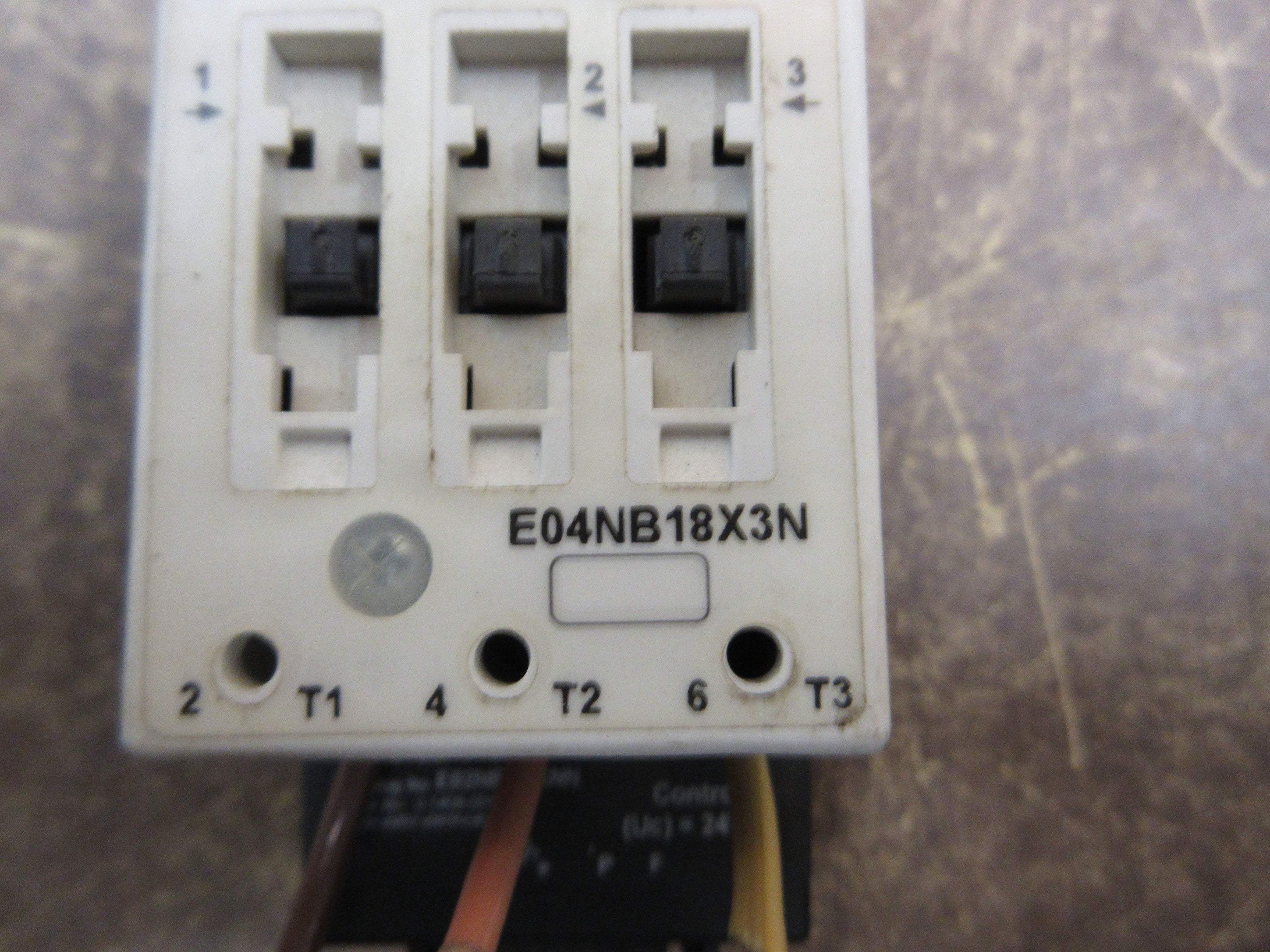 Eaton Starter E04NB18X3N / PKZM0-16 24VDC Coil Trip: 10-16A Used