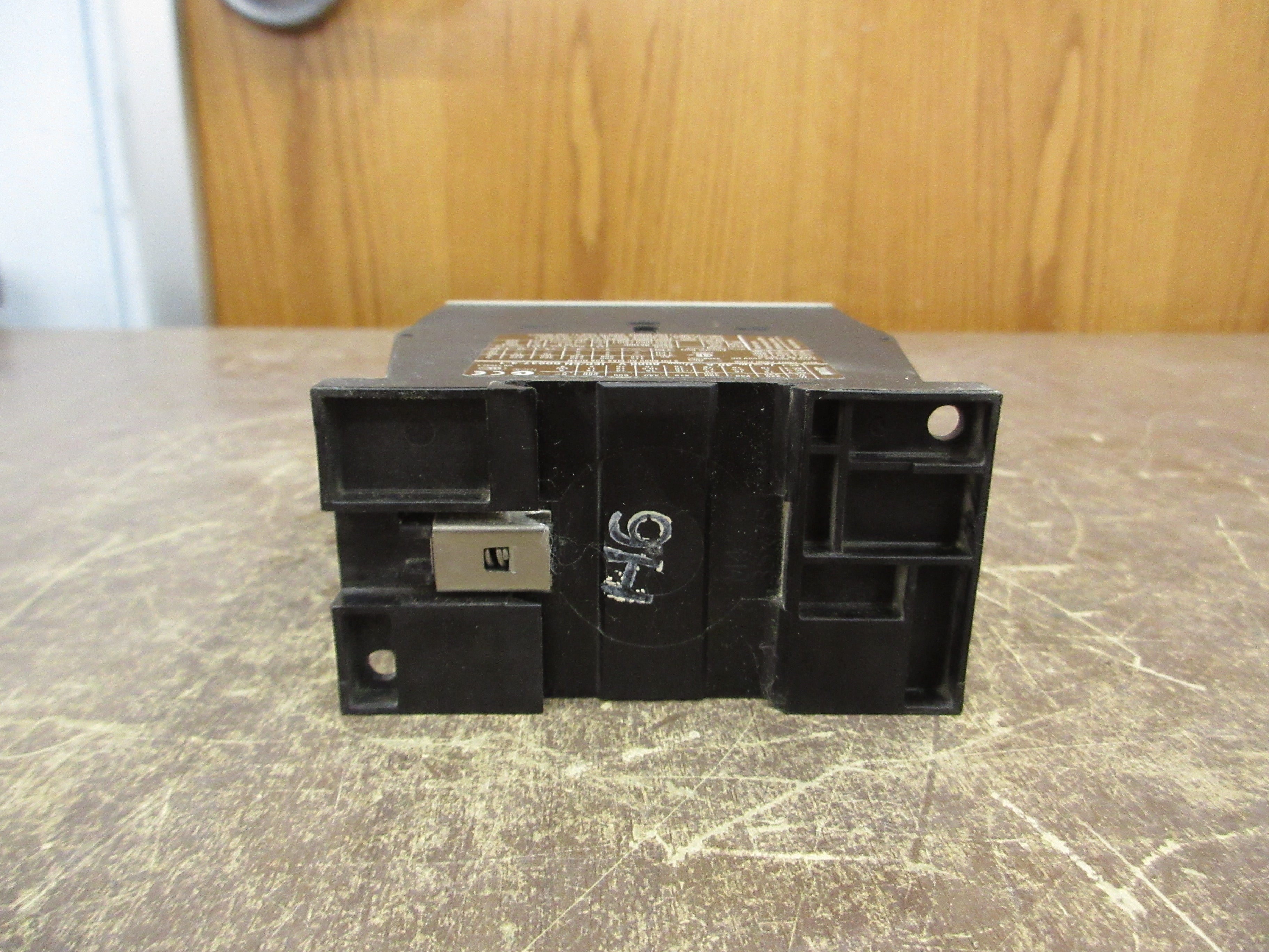 Eaton Contactor DIL M17-10 XTCE018C10 120V Coil 40A 600V Used