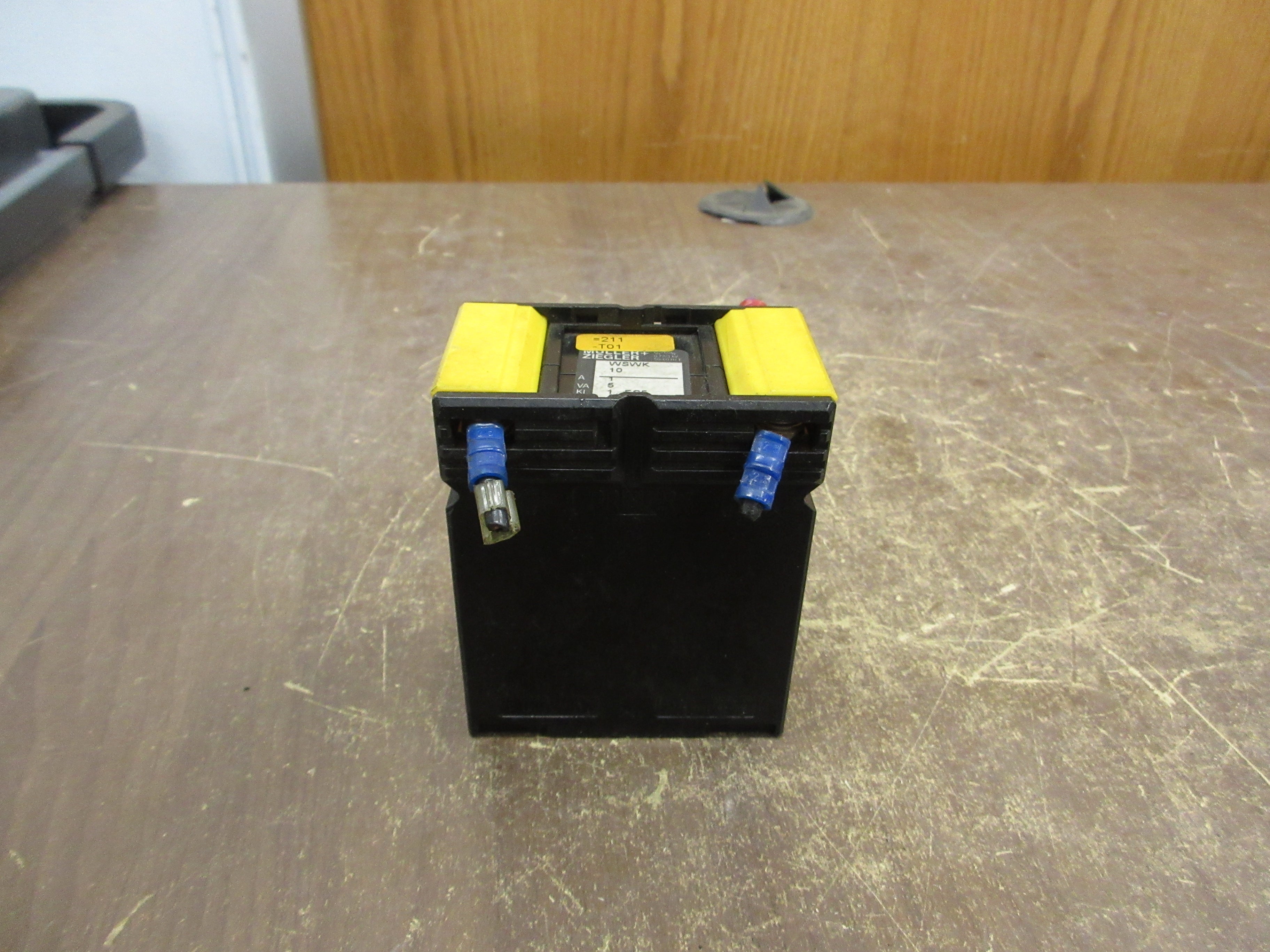 Muller + Ziegler Relay WSWK 10 5VA Used