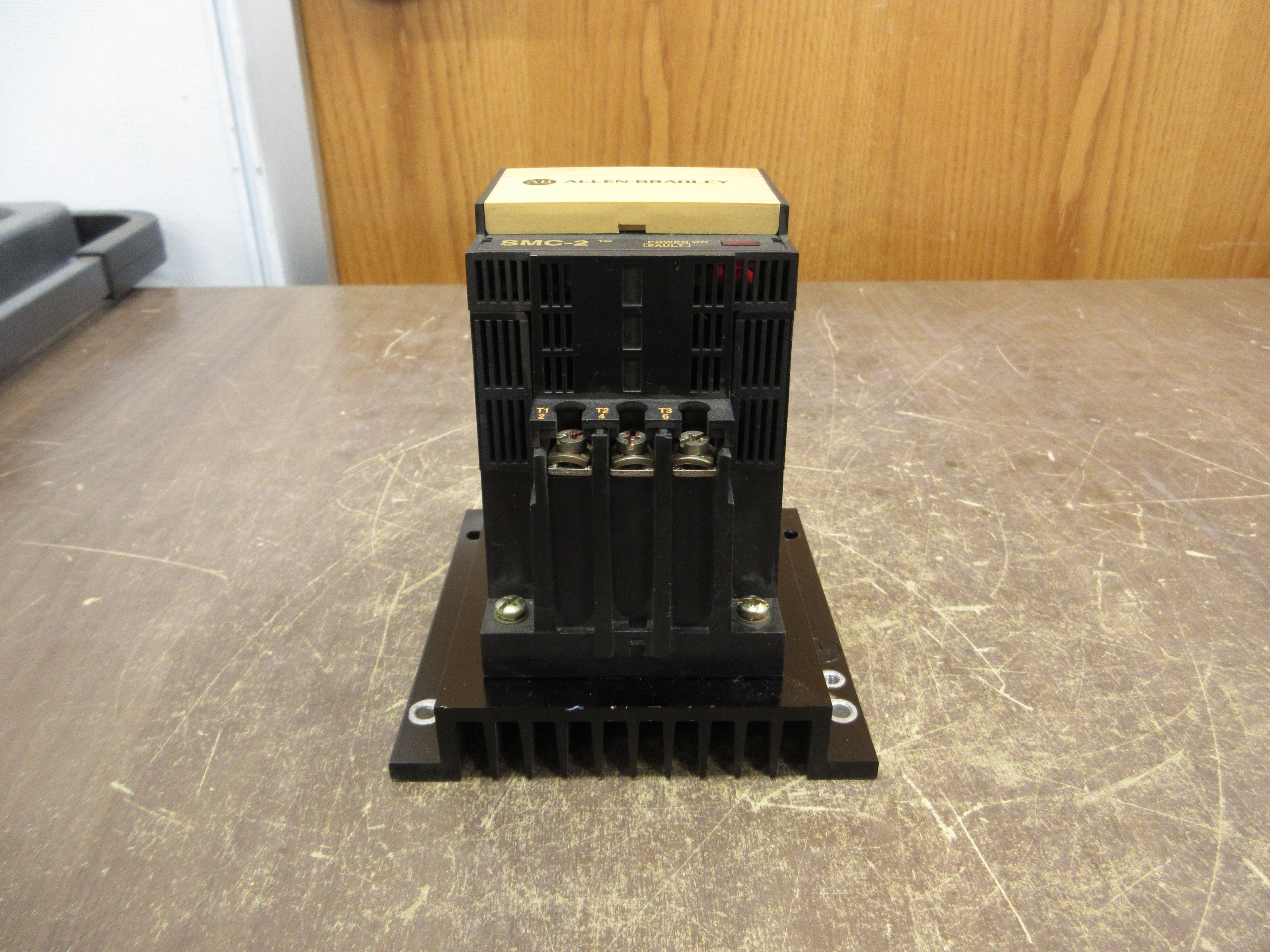 Allen-Bradley SMC-2 Soft Start 150-A05NB Ser. A 3HP 460V 3Ph 5A Used