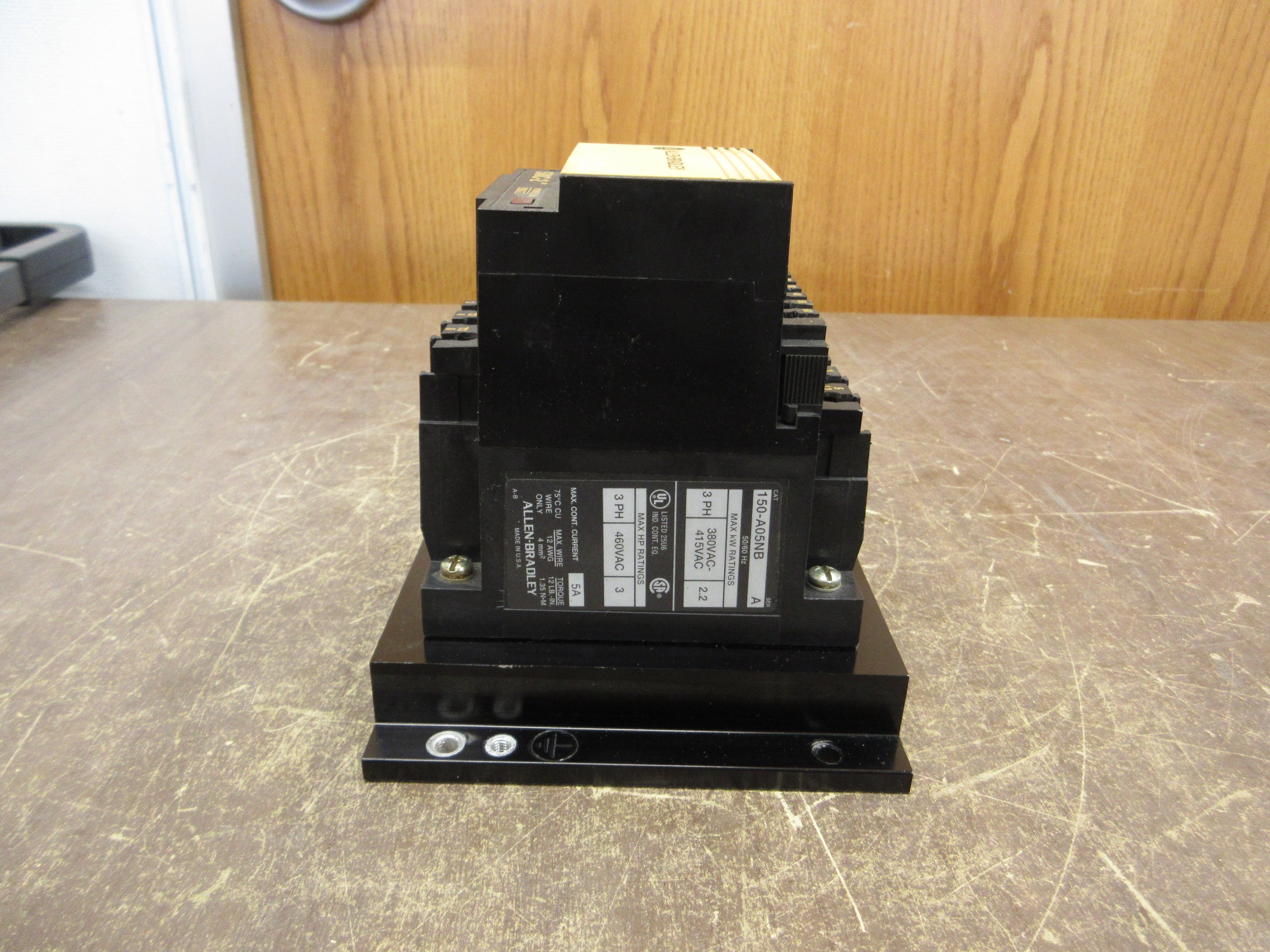 Allen-Bradley SMC-2 Soft Start 150-A05NB Ser. A 3HP 460V 3Ph 5A Used