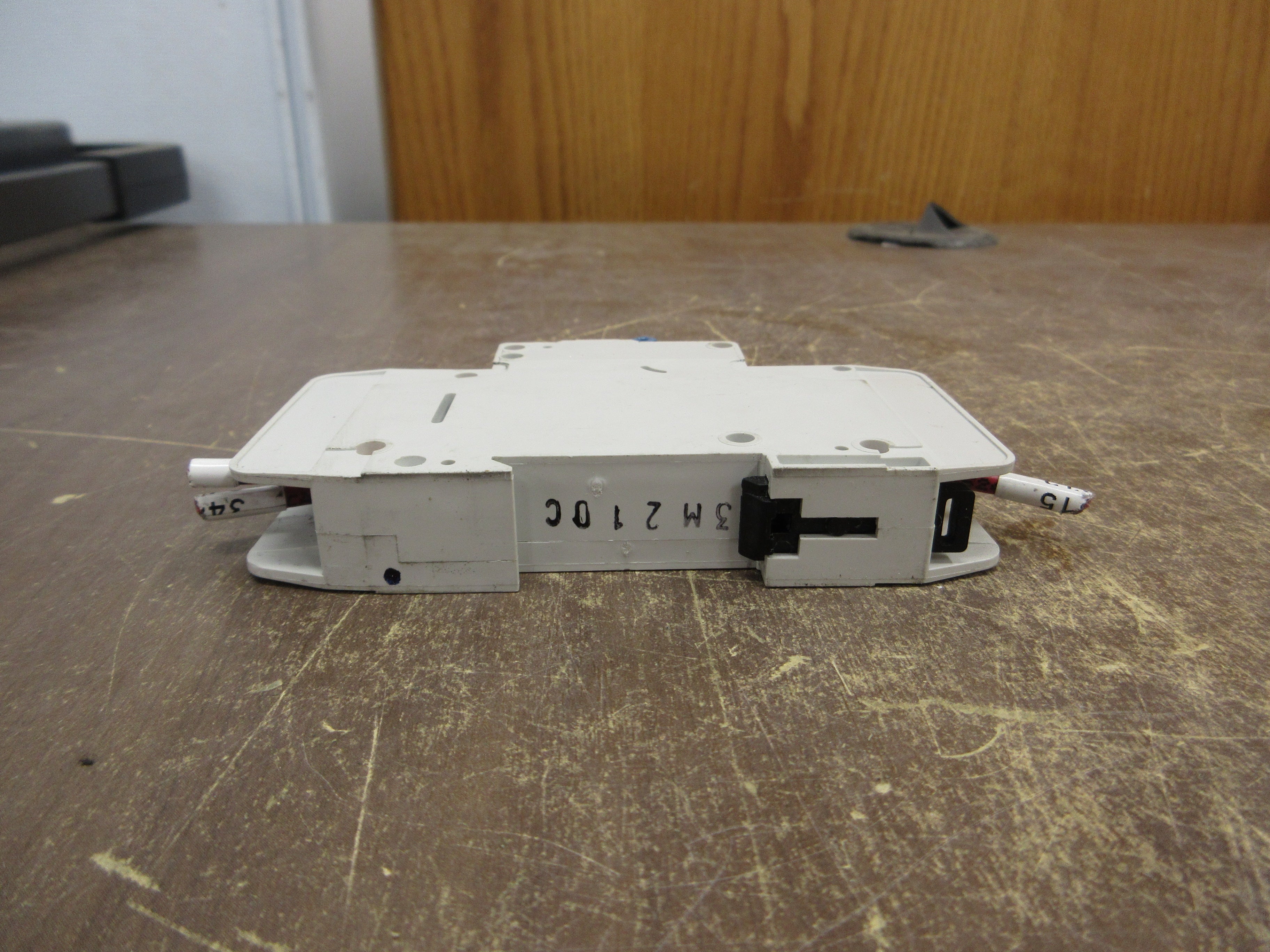 Allen-Bradley Circuit Breaker 1489-A1C100 Ser. A 10A 277V 1P *Lot of 2* Used