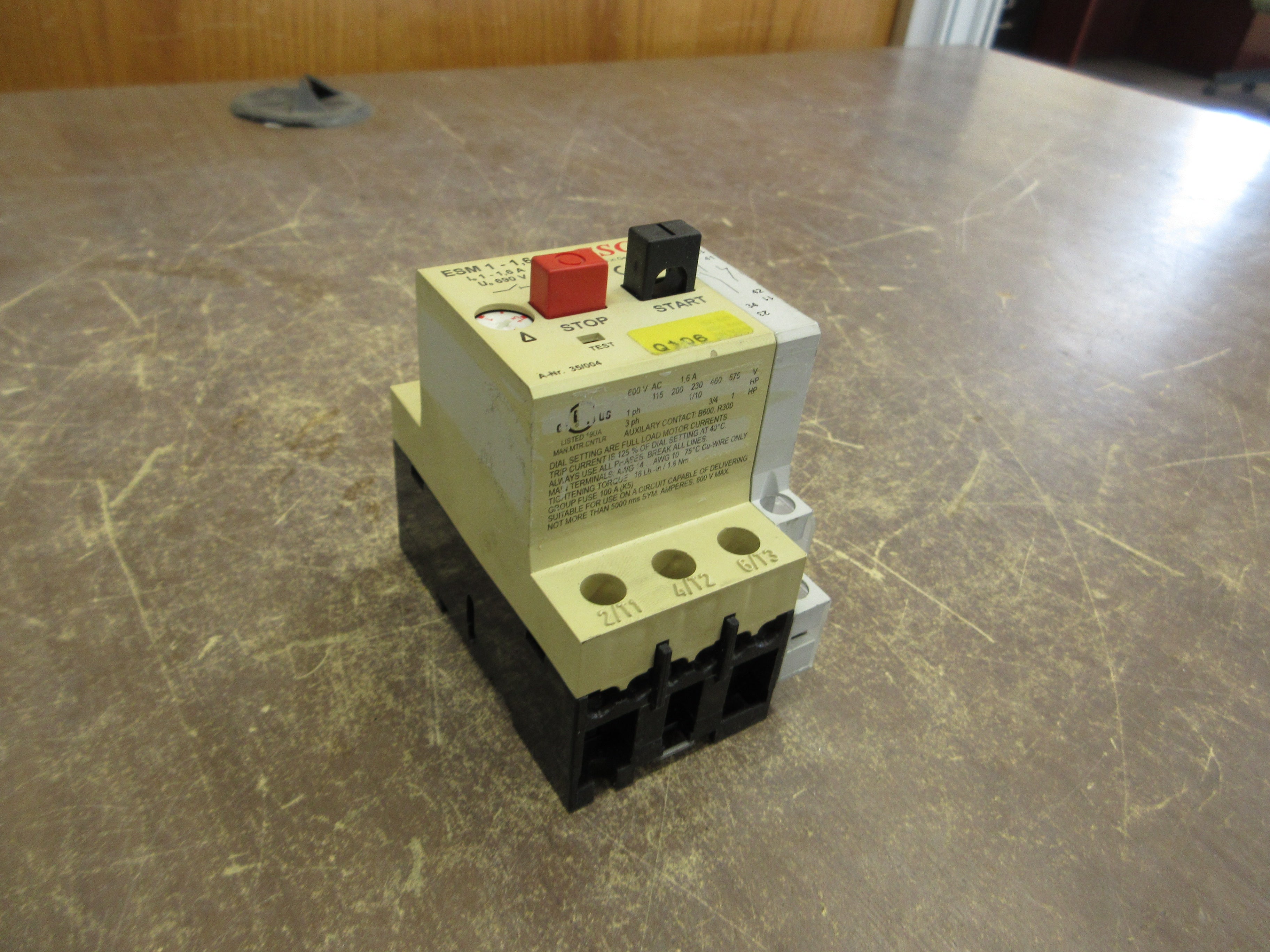 ESG Manual Starter ESM 1-1,6 Trip: 1-1.6A w/ Aux Contact Used