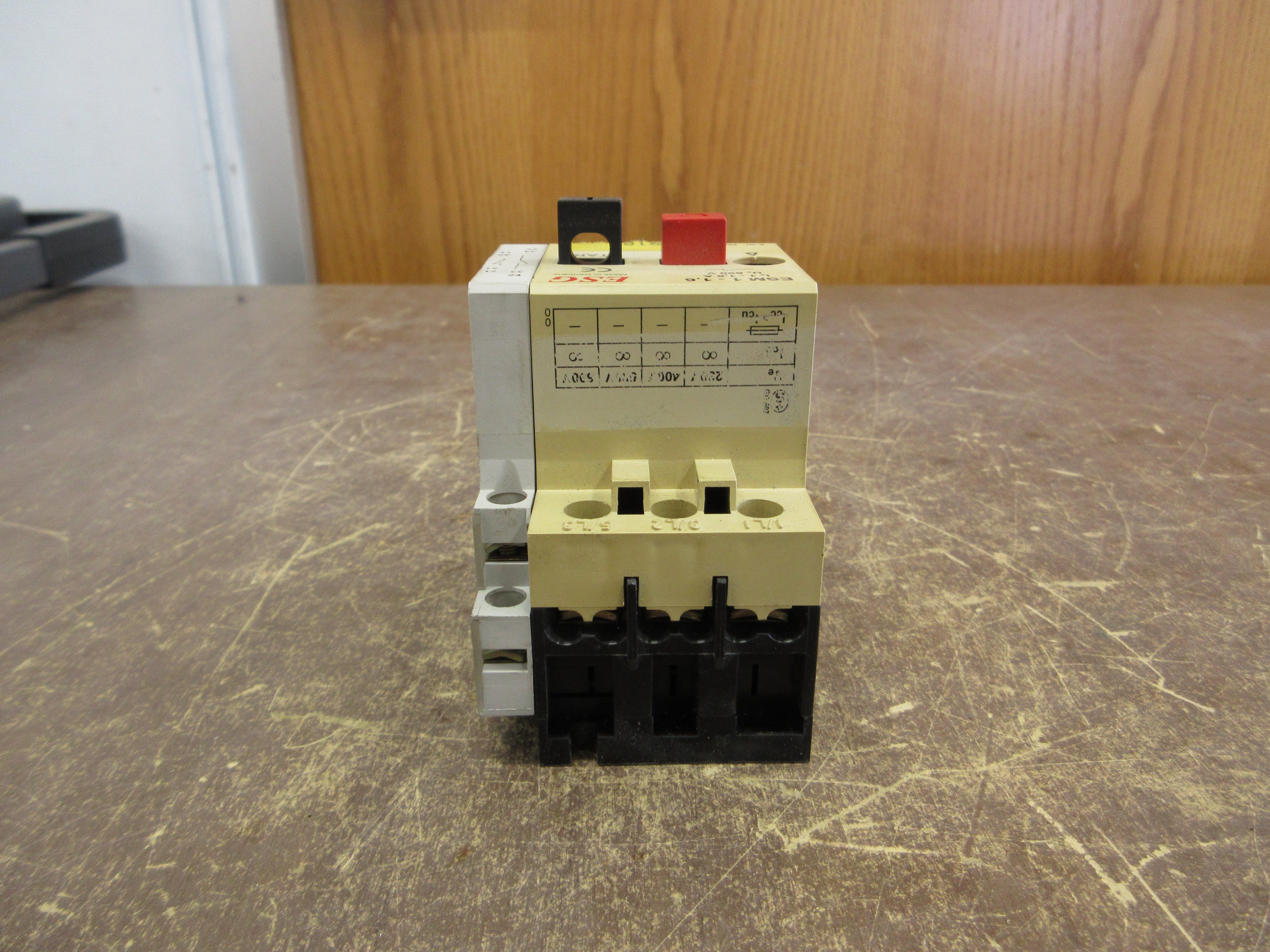 ESG Manual Starter ESM 1-1,6 Trip: 1-1.6A w/ Aux Contact Used