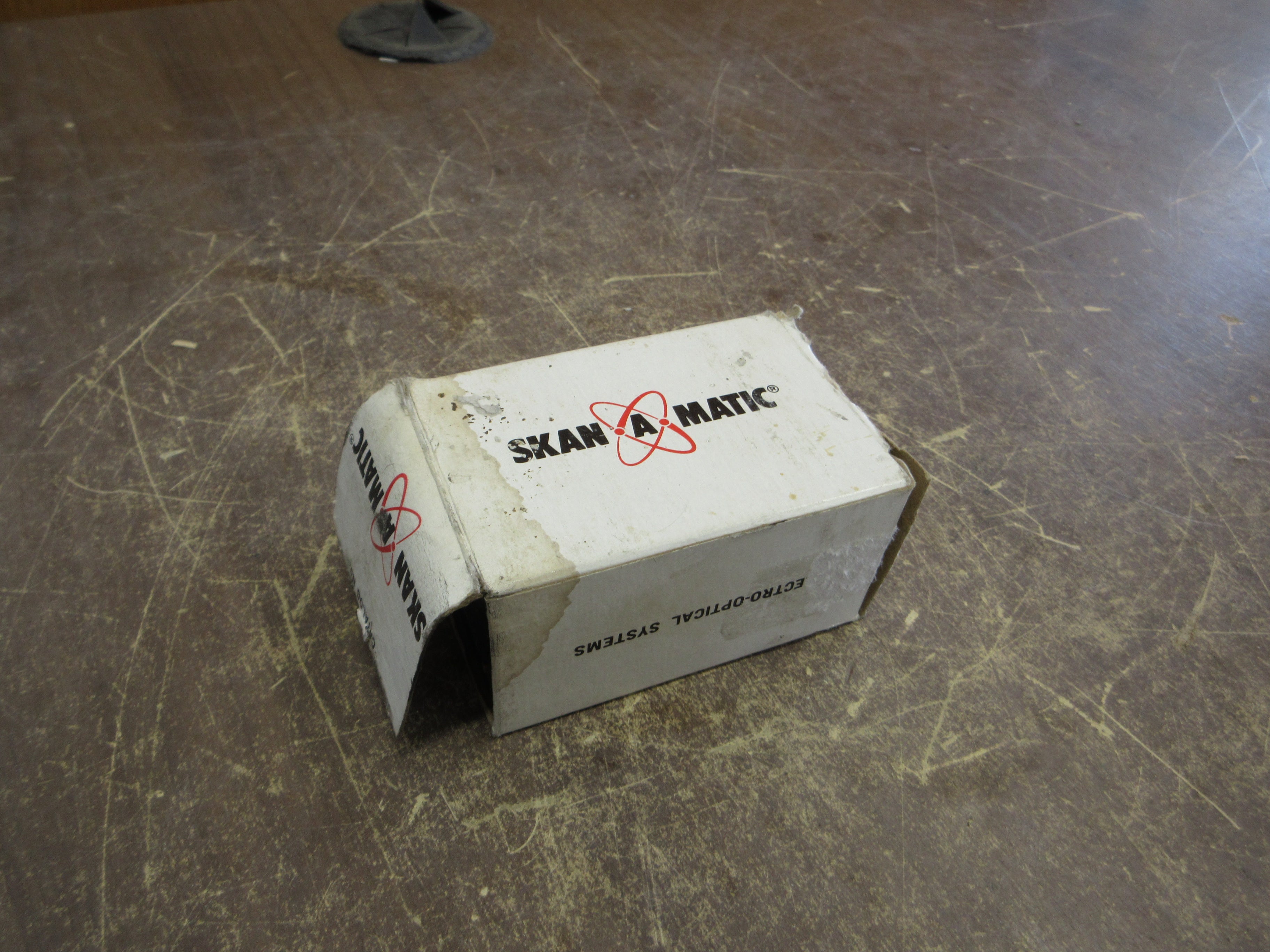 Honeywell Skan-A-Matic Relay R40100 New Surplus