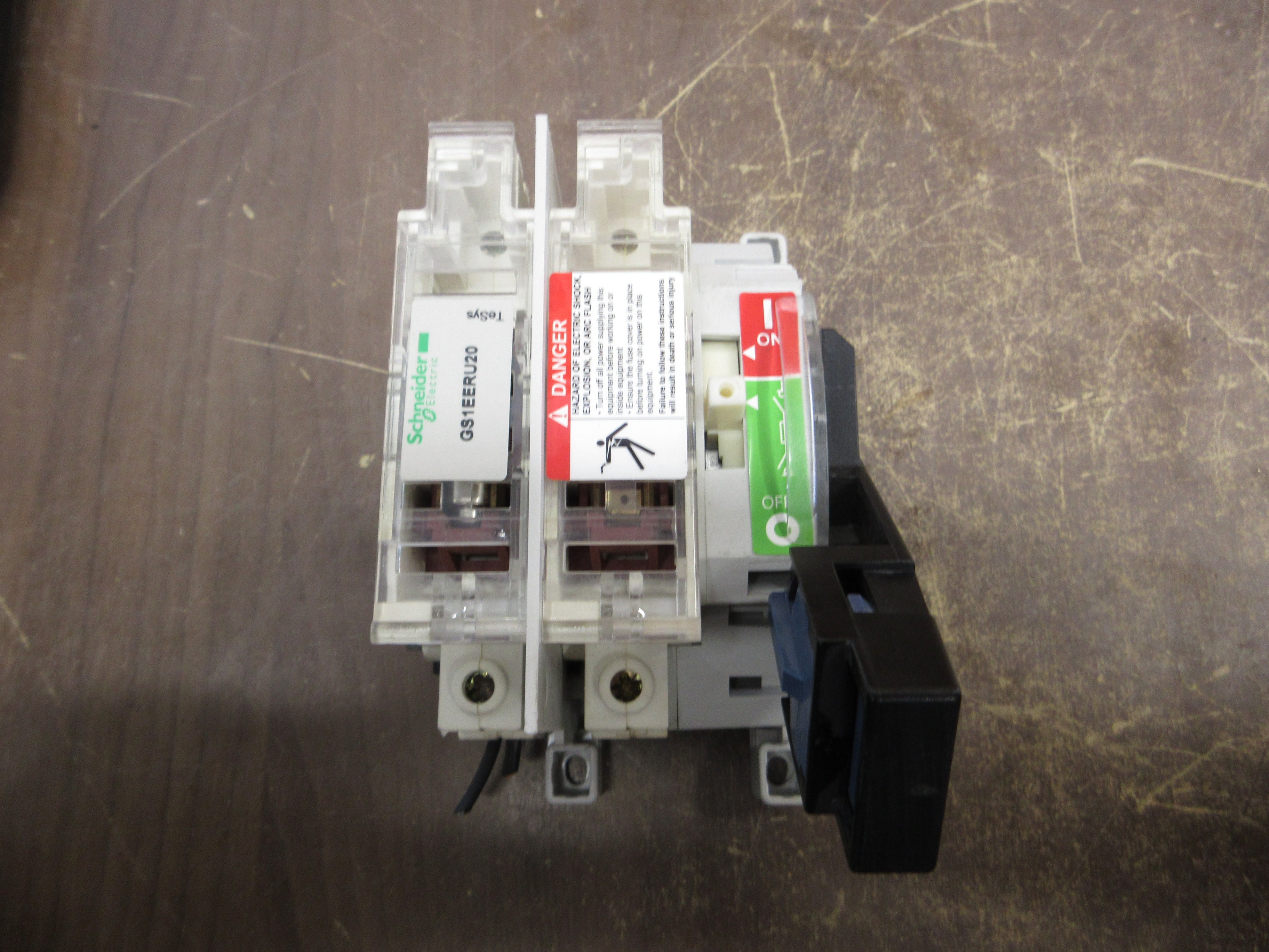 Schneider Electric Fusible General Purpose Switch GS1EERU20 30A 600V 2P Used