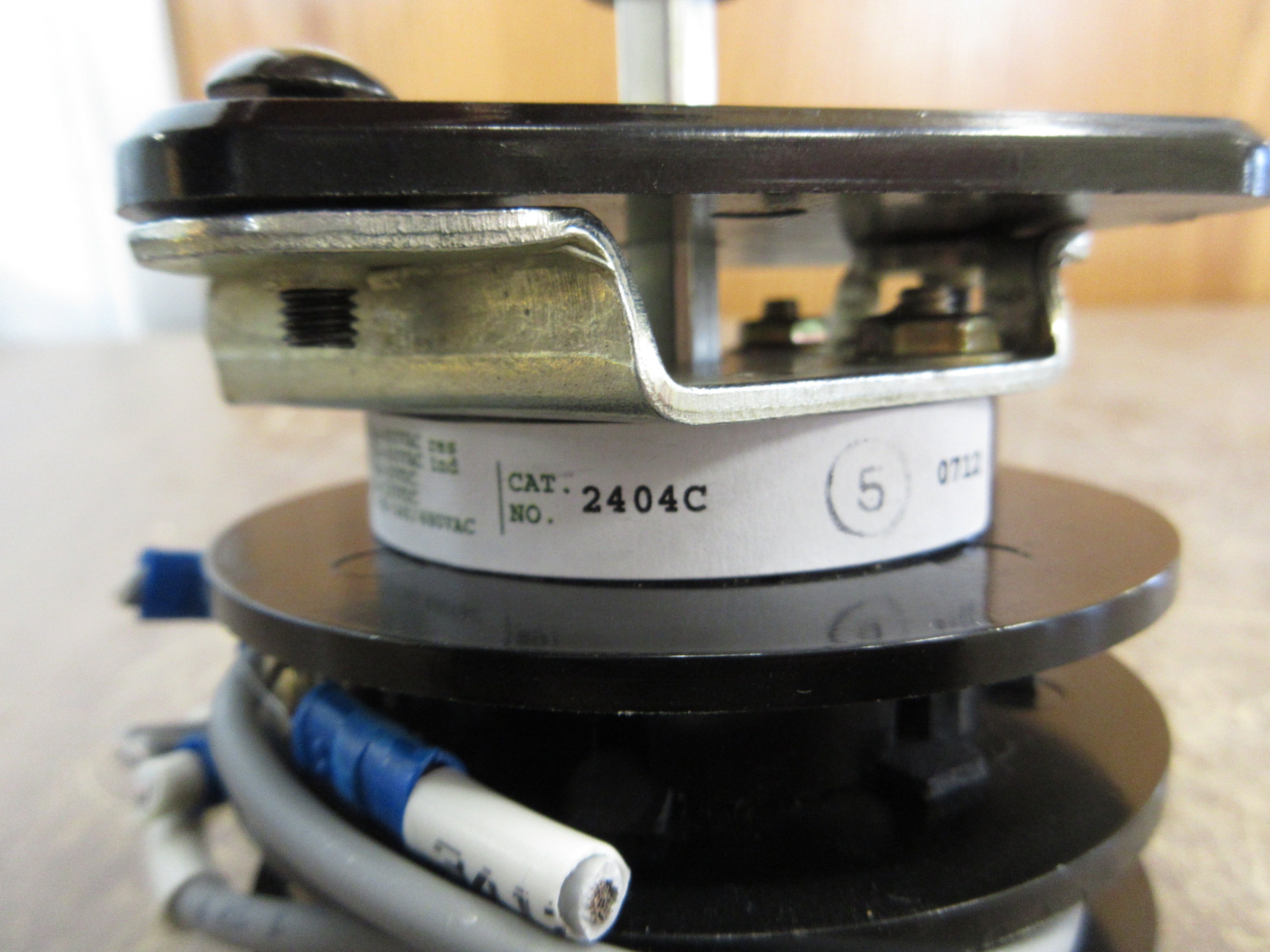 Electroswitch Series 24 Voltmeter Rotary Switch 2404C *Missing Handle Screw*