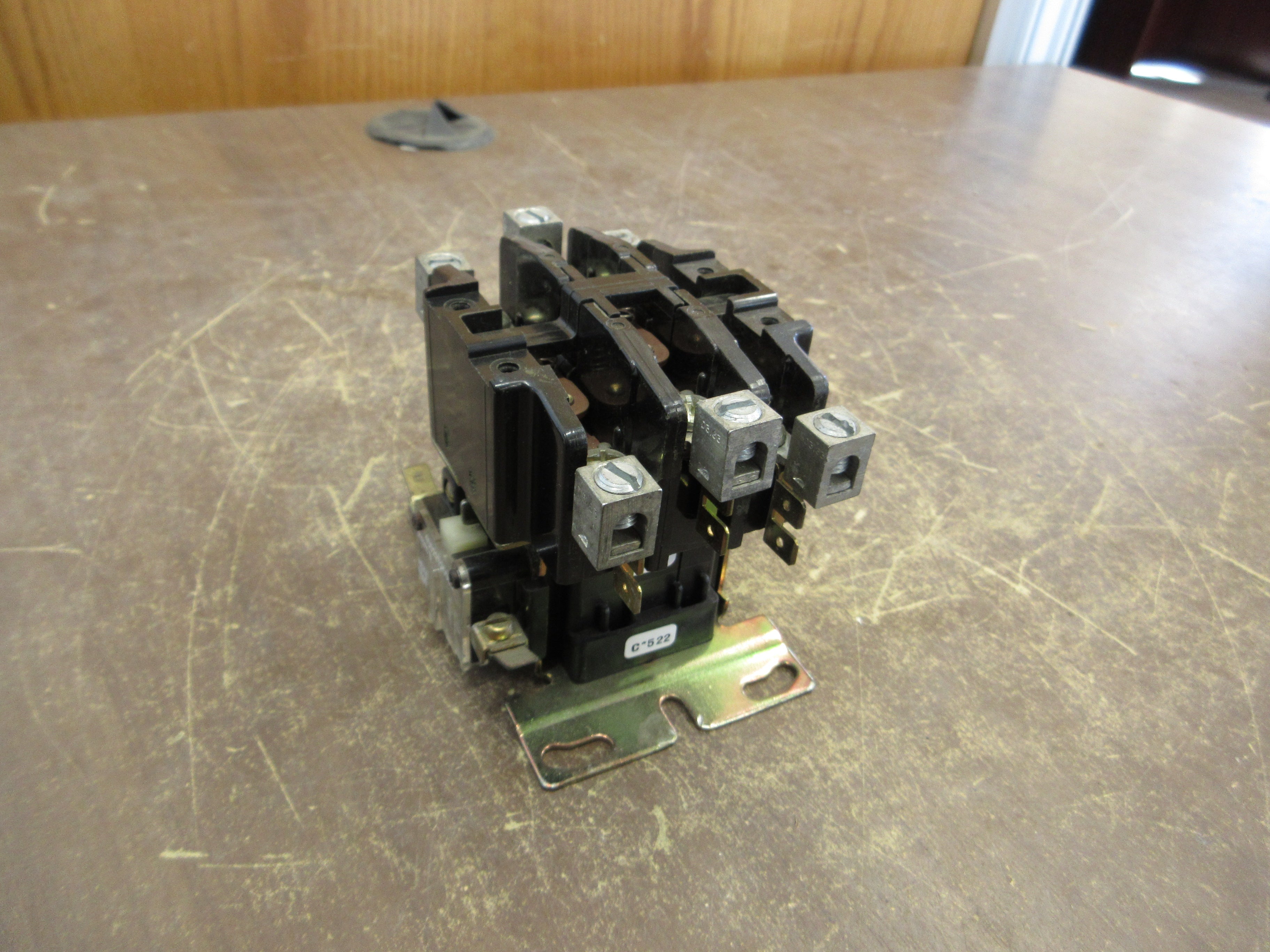 Furnas Definite Purpose Contactor 42CE35AFGC139 Ser. B 120V Coil 40A 600V Used