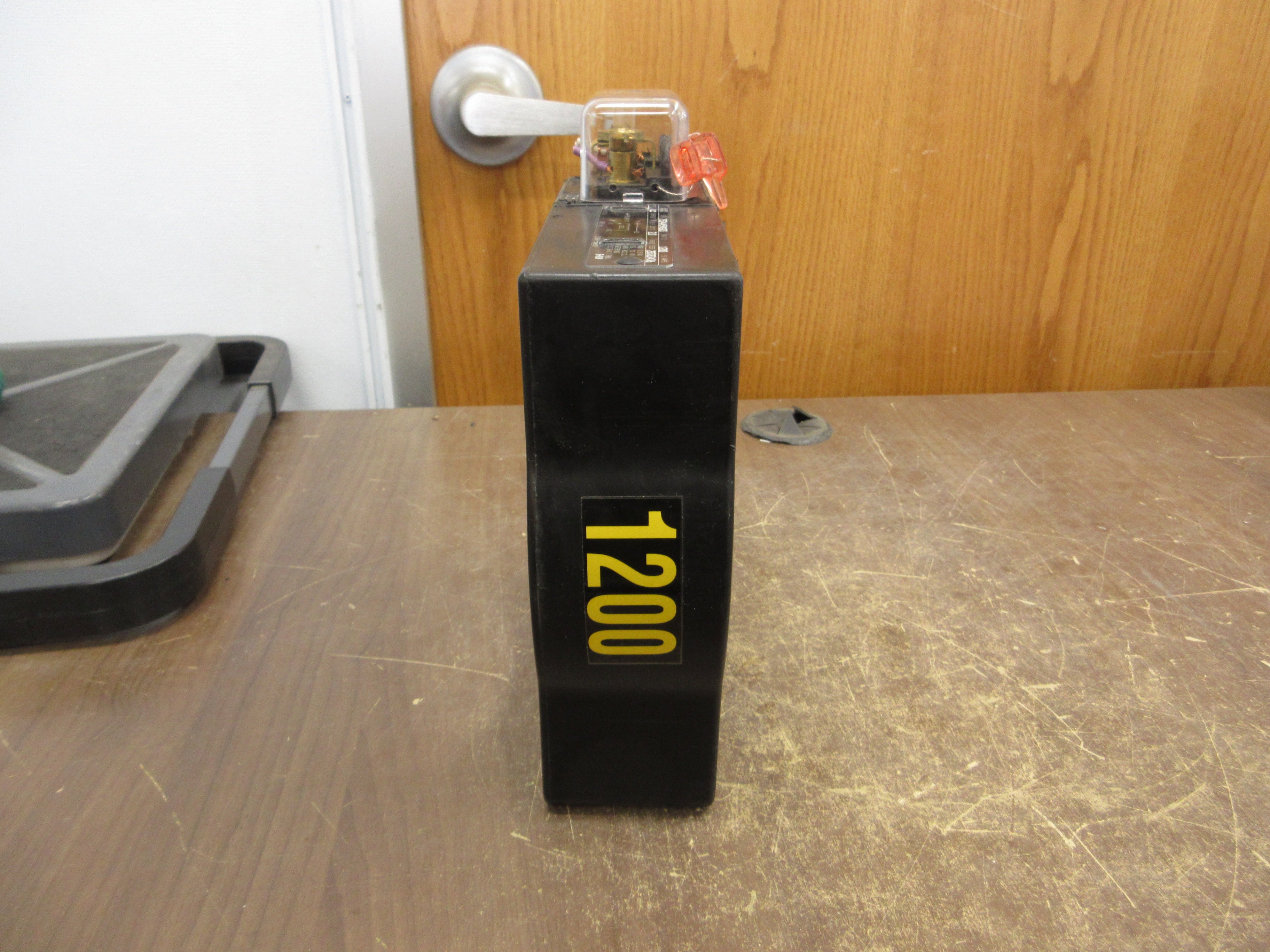 ABB Type CLC Current Transformer 7524A59G03 Ratio 1200:5A 60Hz 600V 10kV BIL
