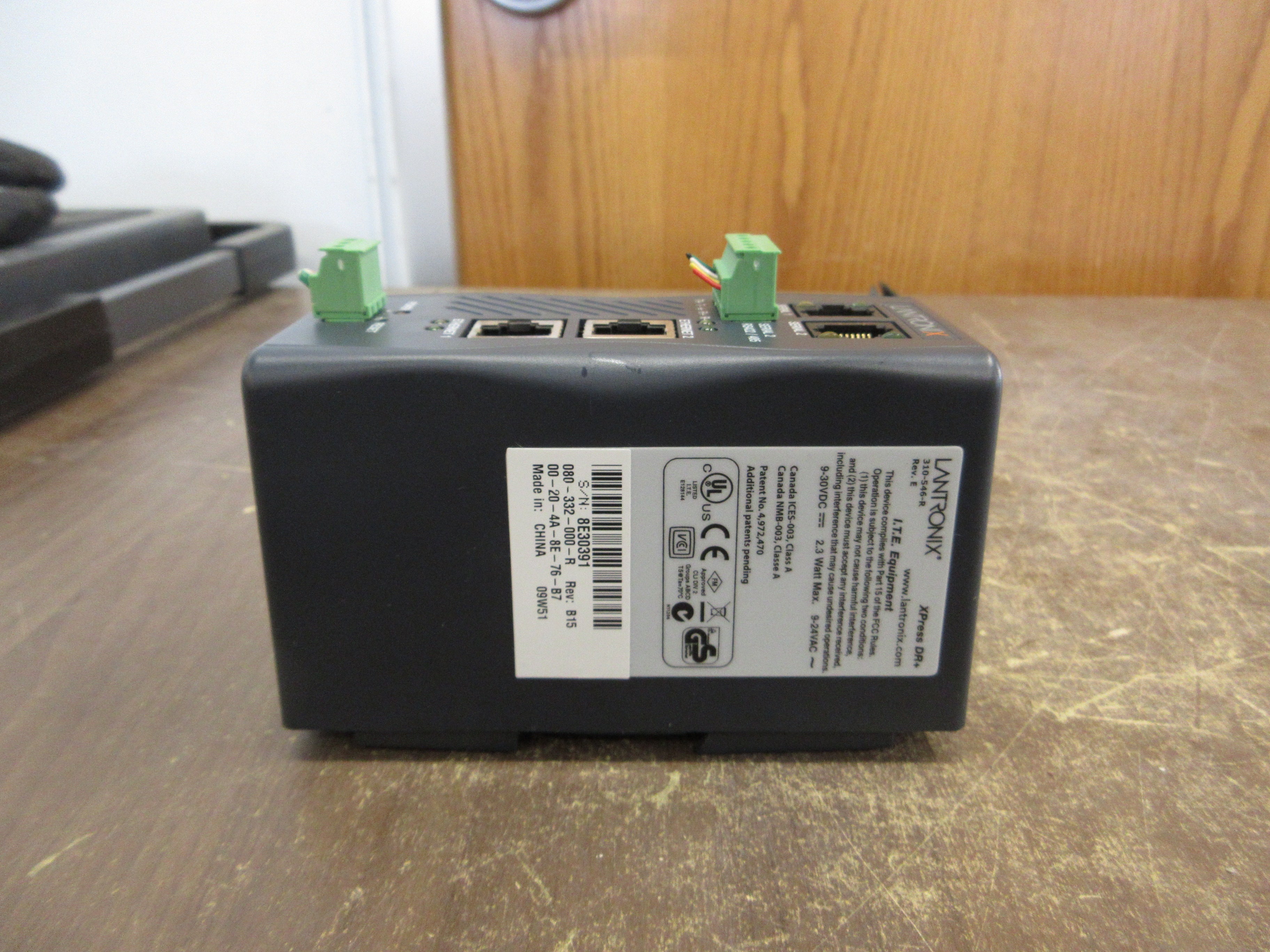 Lantronix xPress DR+ Serial-to-Ethernet Device Server 310-546-R Rev. E 2.3W Used