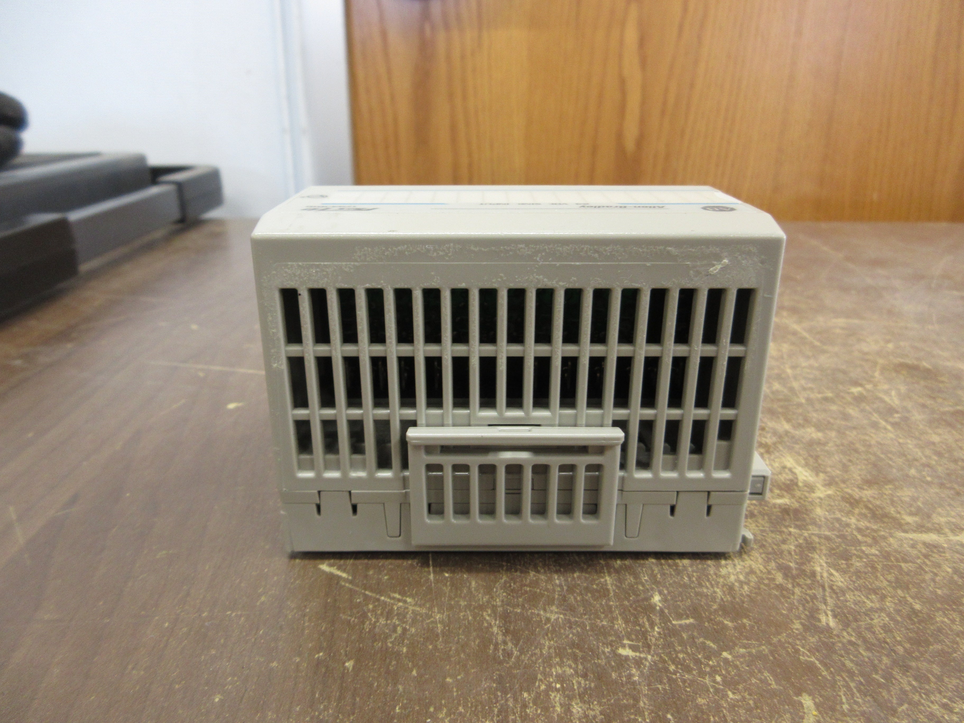Allen-Bradley 24VDC Sink Input Flex I/O 1794-IB16 Used