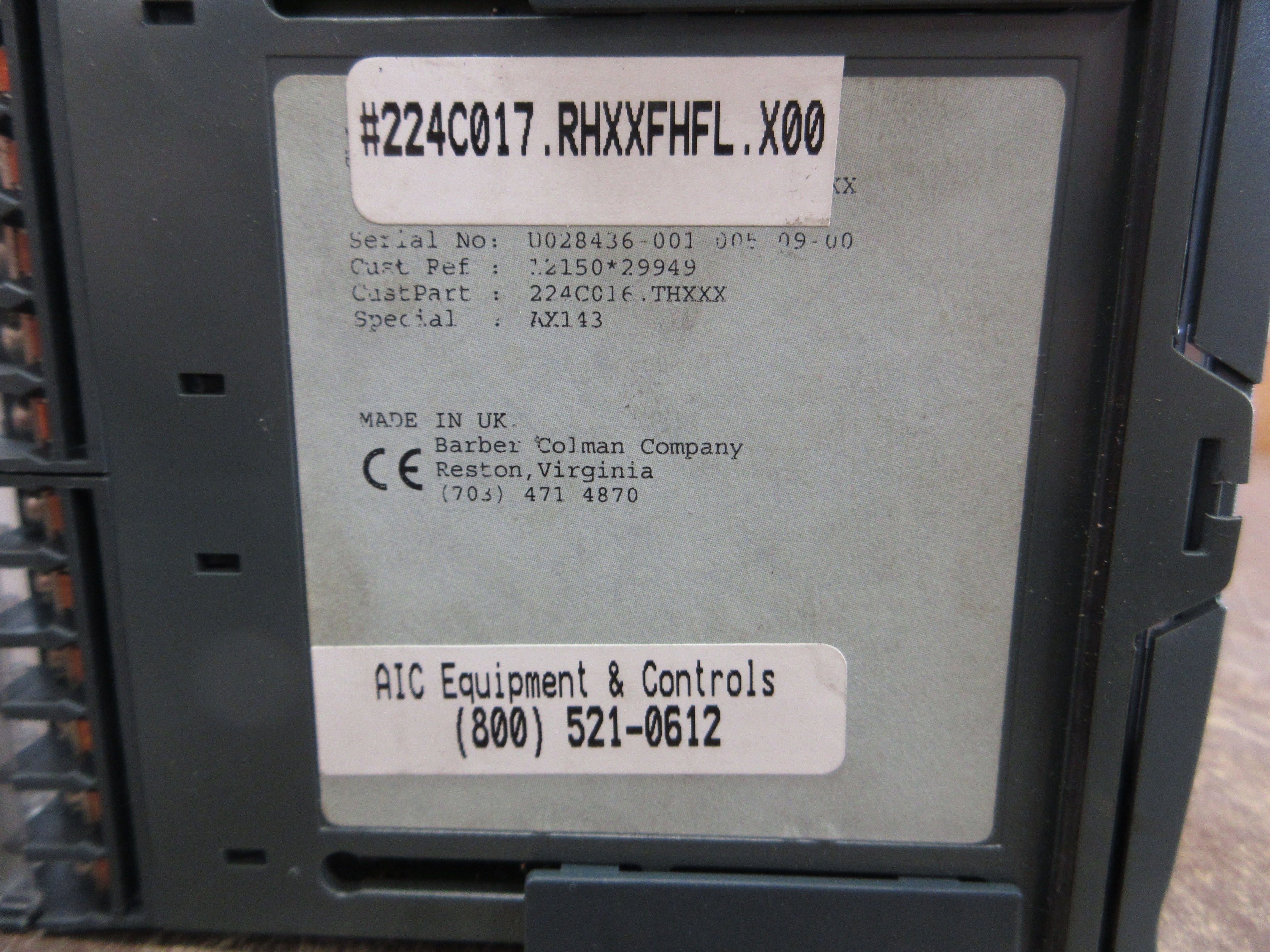Barber-Colman Digital Temperature Controller 224C017.RHXXFHFL.X00 Used