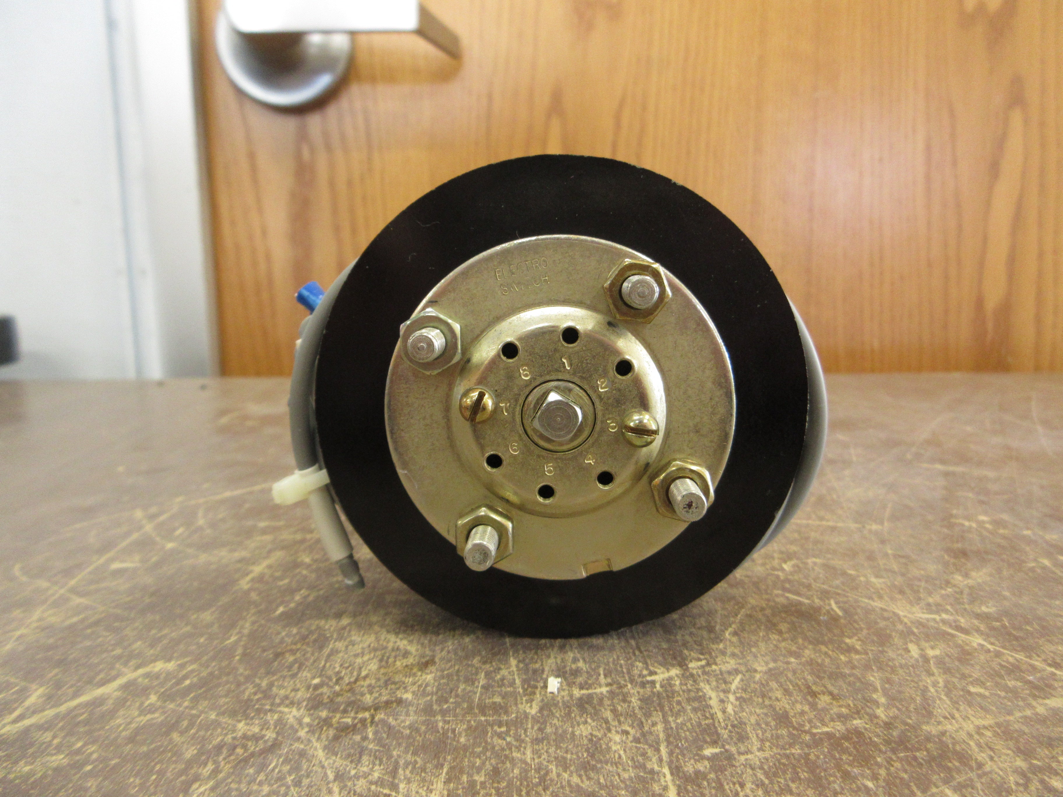 Electroswitch Series 24 Engine Selector Rotary Switch 24903LG Used