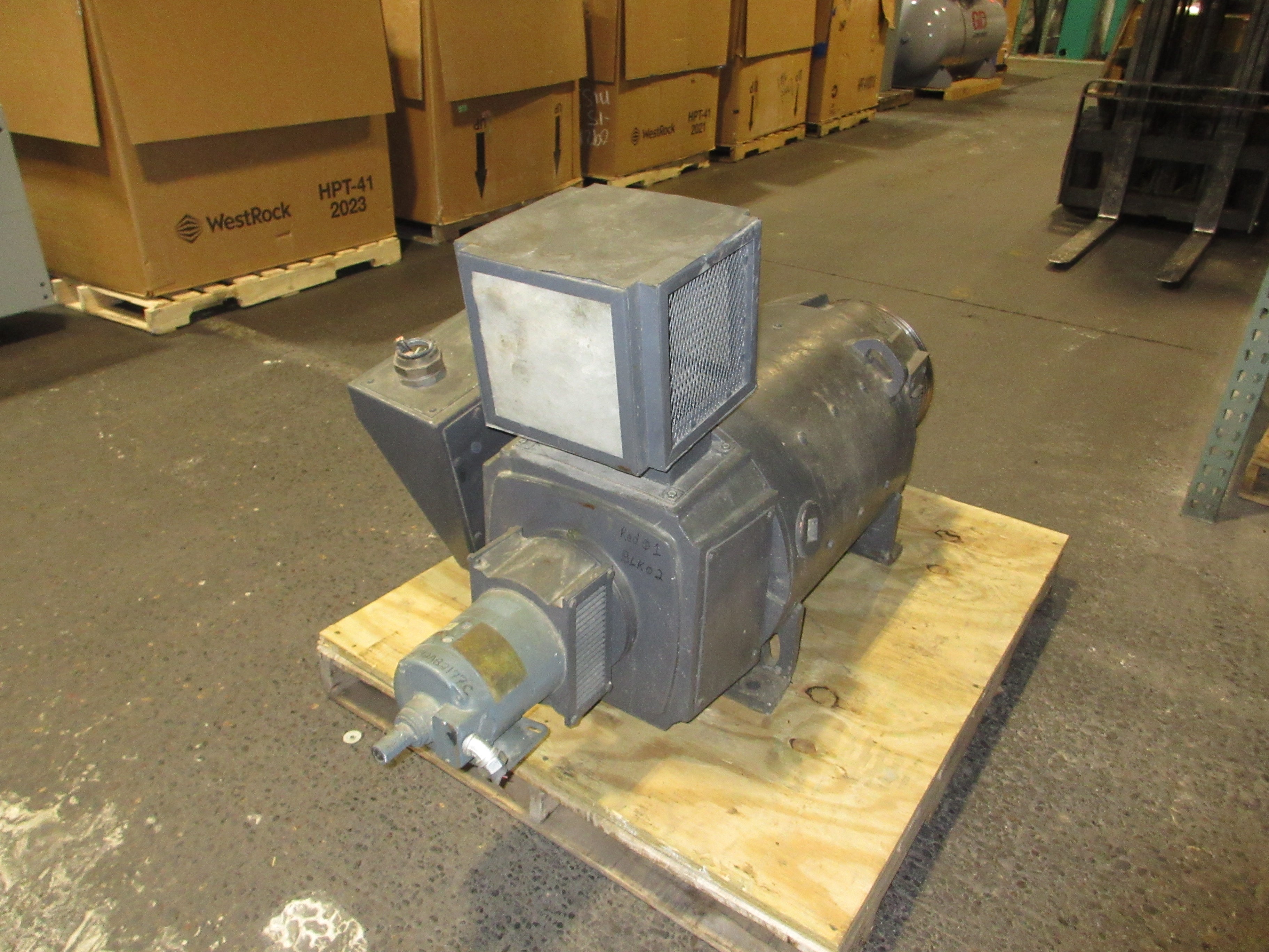 Allen-Bradley DC Motor 5CD204RA002A109 150HP 1750/2000RPM 500V 240A Used