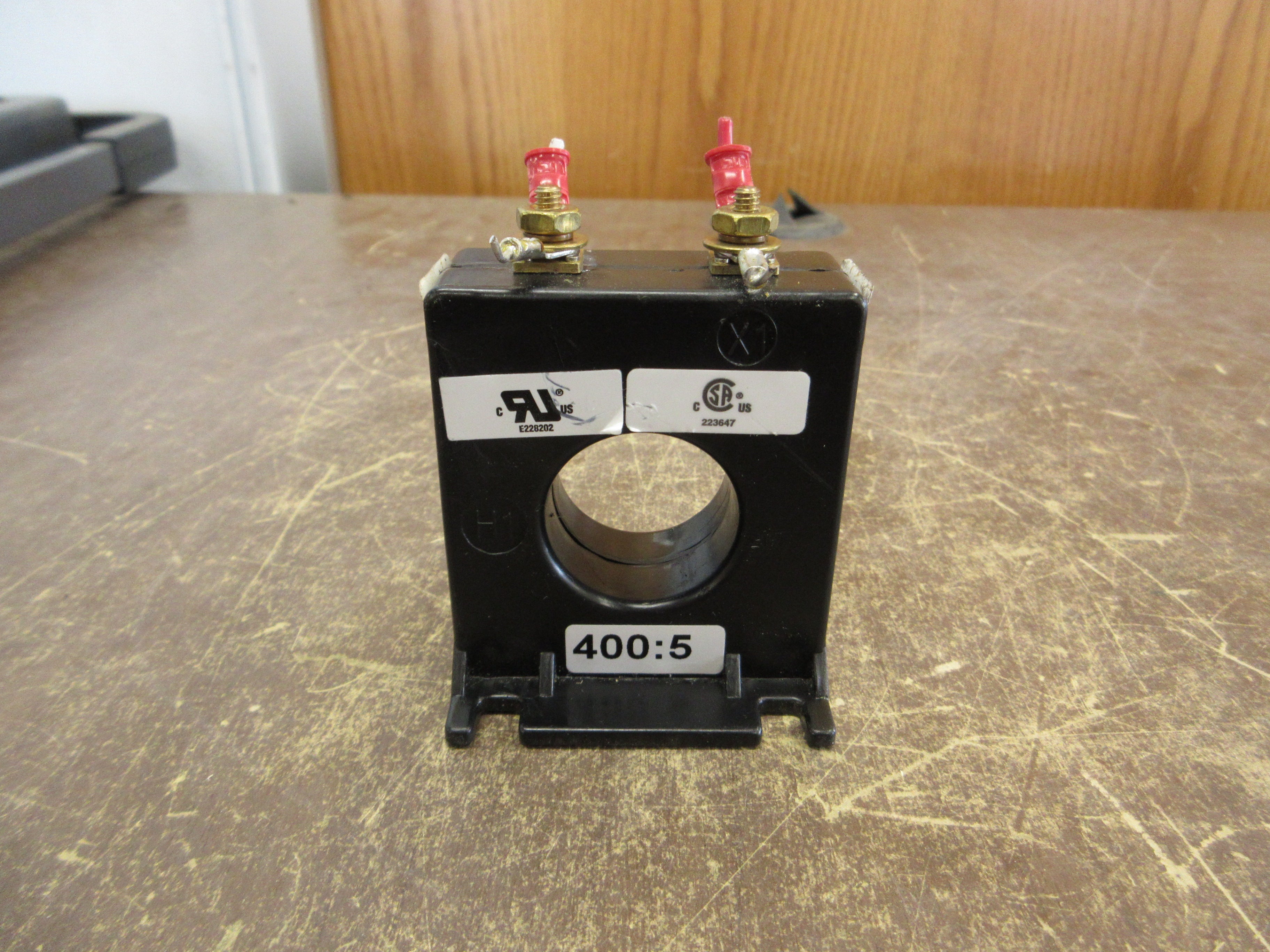 Transformer Technologies LTD Current Transformer 2SFT-401 Ratio 400:5A 600V Used